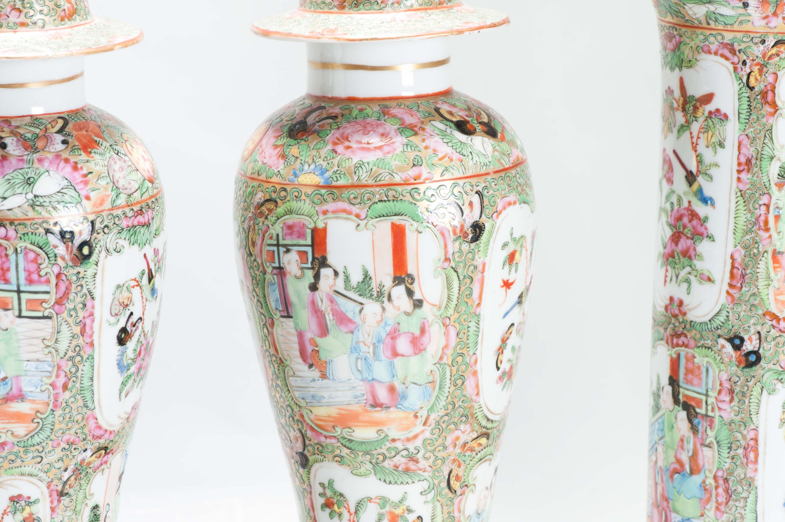 Antique Chinese Porcelain 19C Garniture Cantonese Vases Chinese China Flower - Image 5