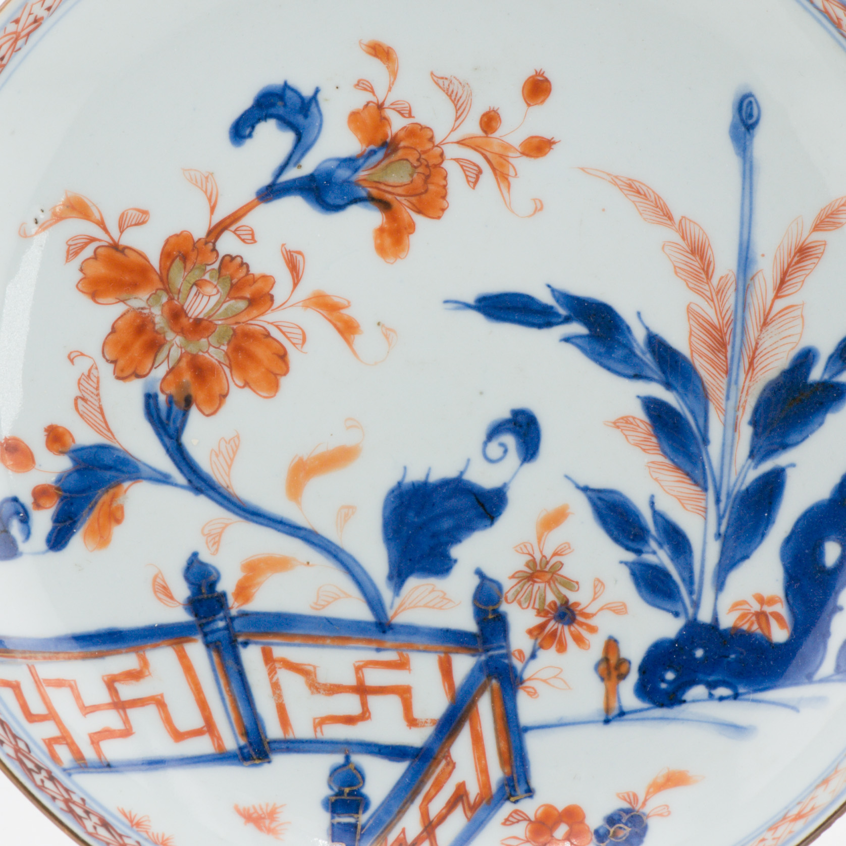 Antique 18C Chinese Porcelain Kangxi Imari Plate with Garden Scene. Good Quality - Image 3