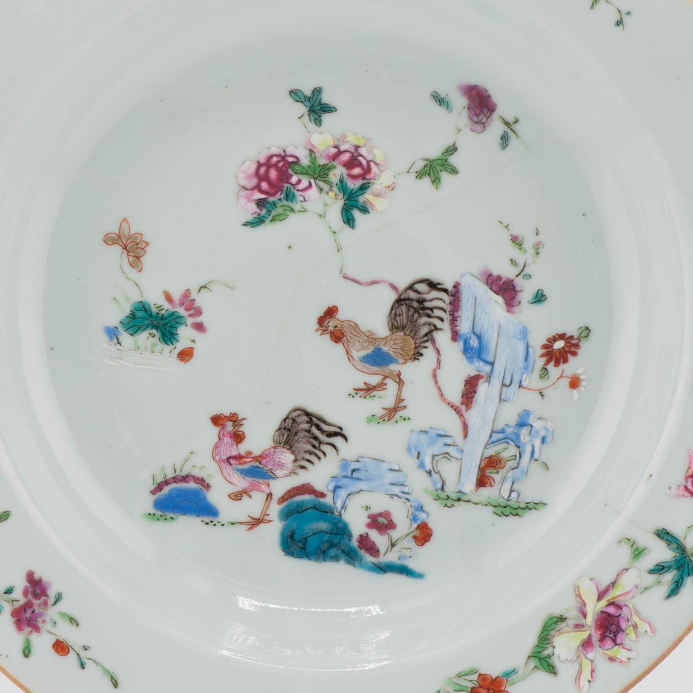 18C Qianlong period Chinese Porcelain Plate Roosters Rose Landscape Flowers - Image 7