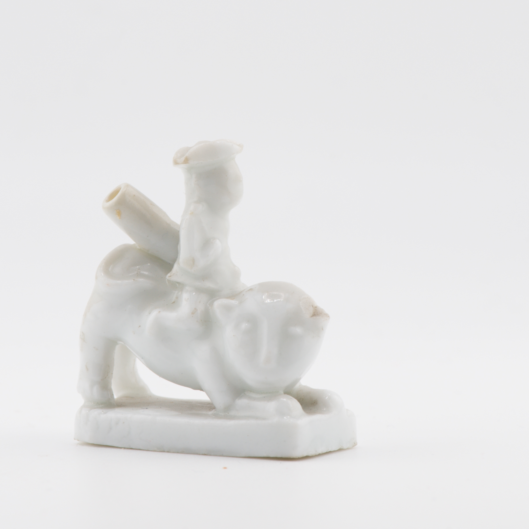 Antique Pair 17th C Dehua Blanc de Chine Whistles European figure and Lion Dutchman - Image 6