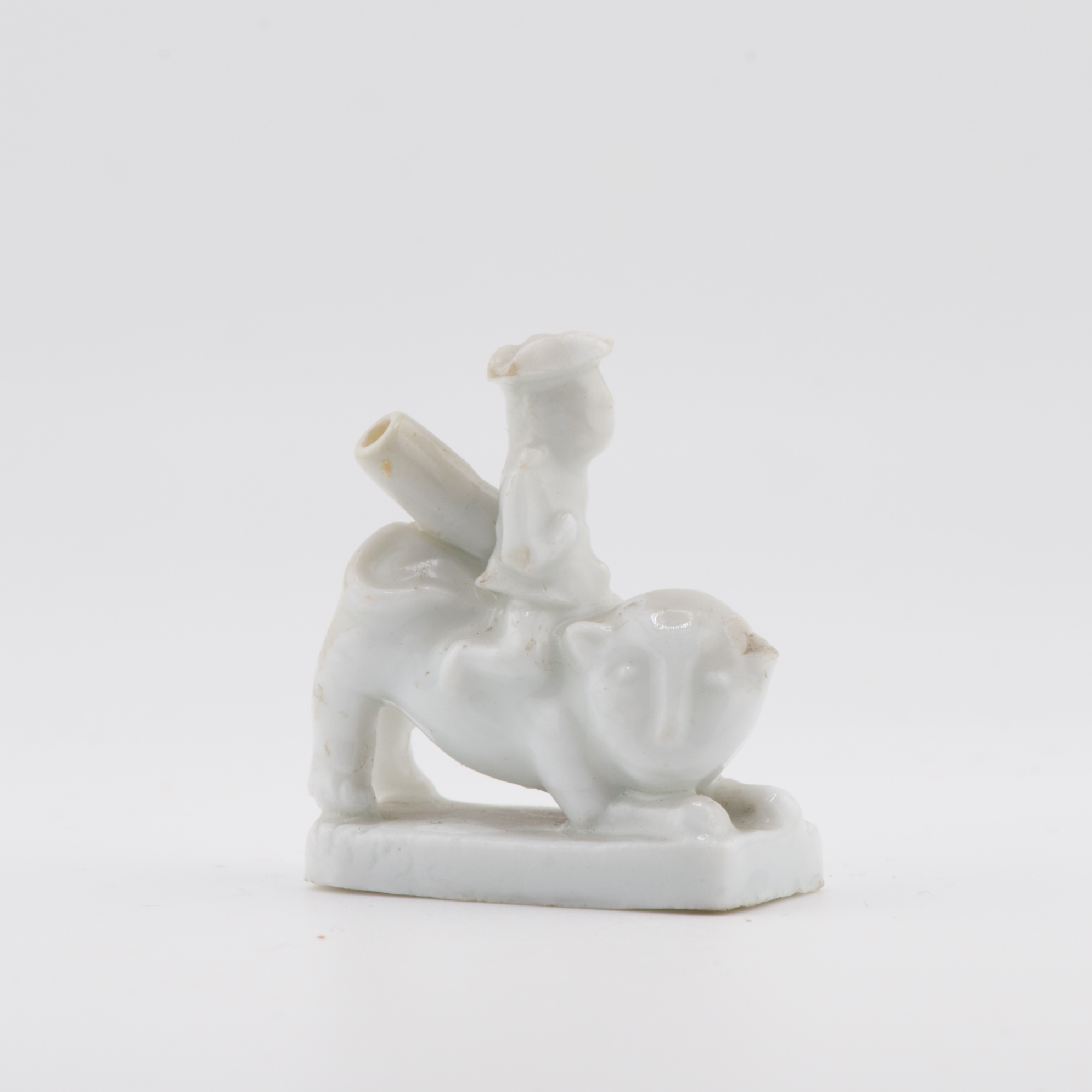 Antique Pair 17th C Dehua Blanc de Chine Whistles European figure and Lion Dutchman - Image 12