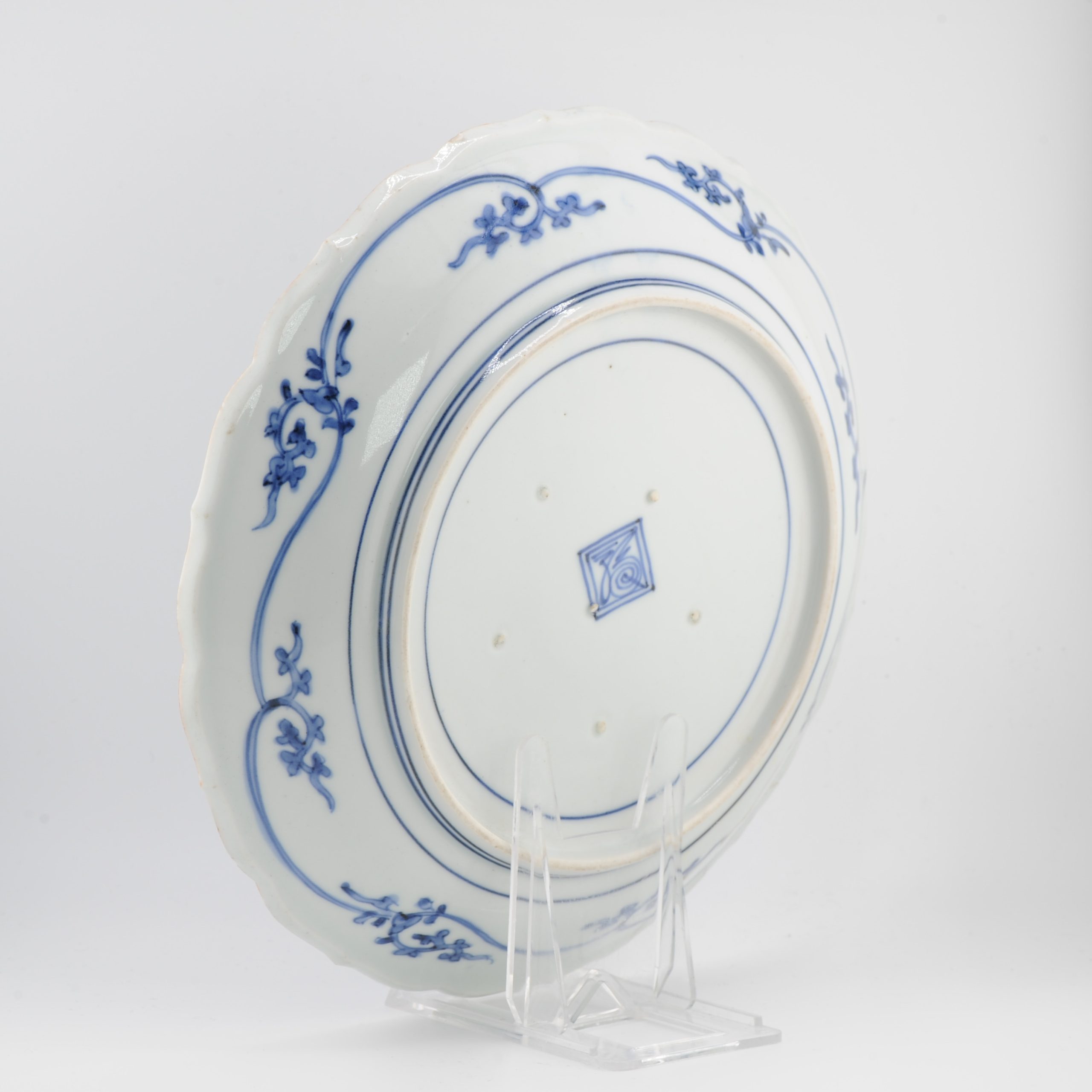 Antique 1680 Japanese Kakiemon Dish with Figures and Fenghuang Japan - Image 16