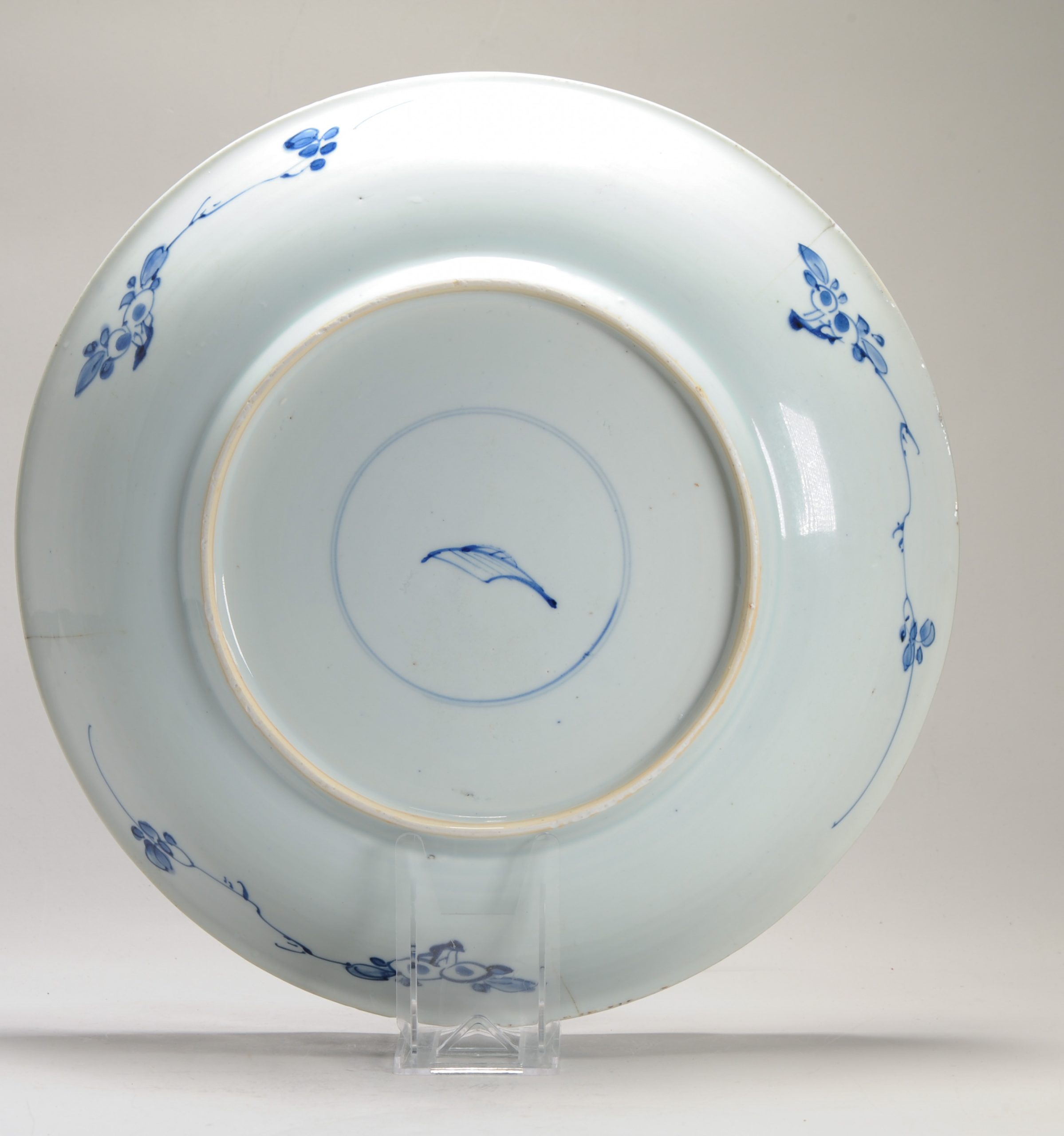 Large Antique ca 1690 Chinese Kangxi Period Porcelain Dish Plate Flowers - Image 5