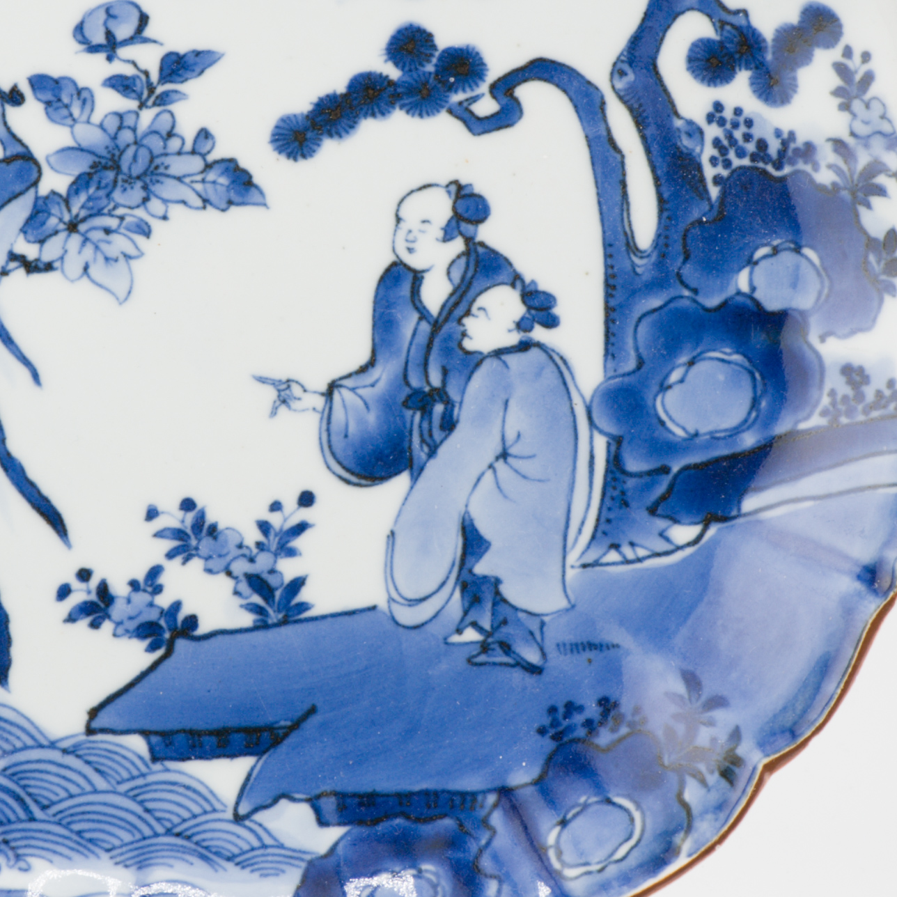 Antique 1680 Japanese Kakiemon Dish with Figures and Fenghuang Japan - Image 10