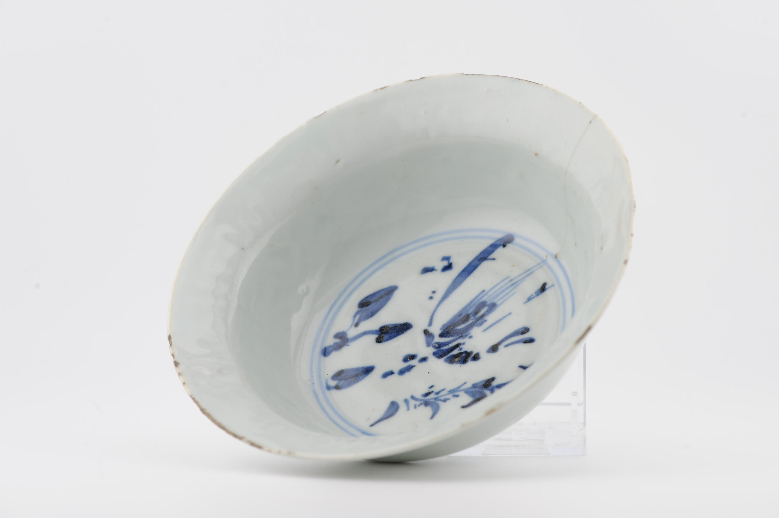 Ming/Transitional Period Chinese Porcelain Klapmuts Bowl Shrimp