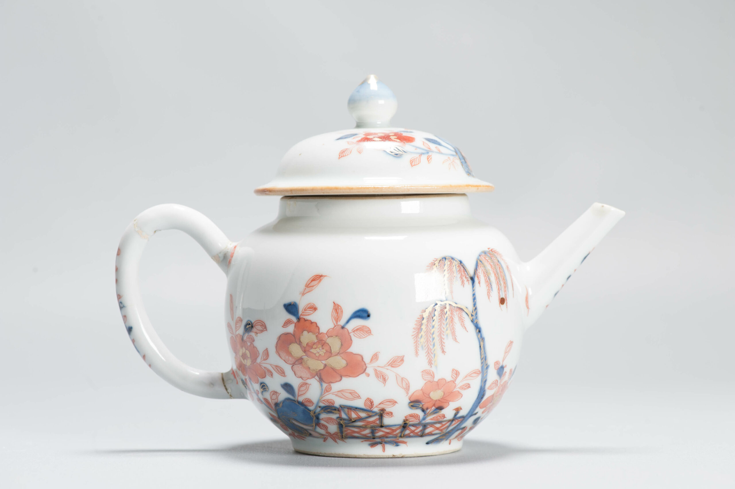 Antique Ca 1720-1740 Chinese Porcelain Kangxi-Yongzheng Imari Decorated Teapot - Image 2