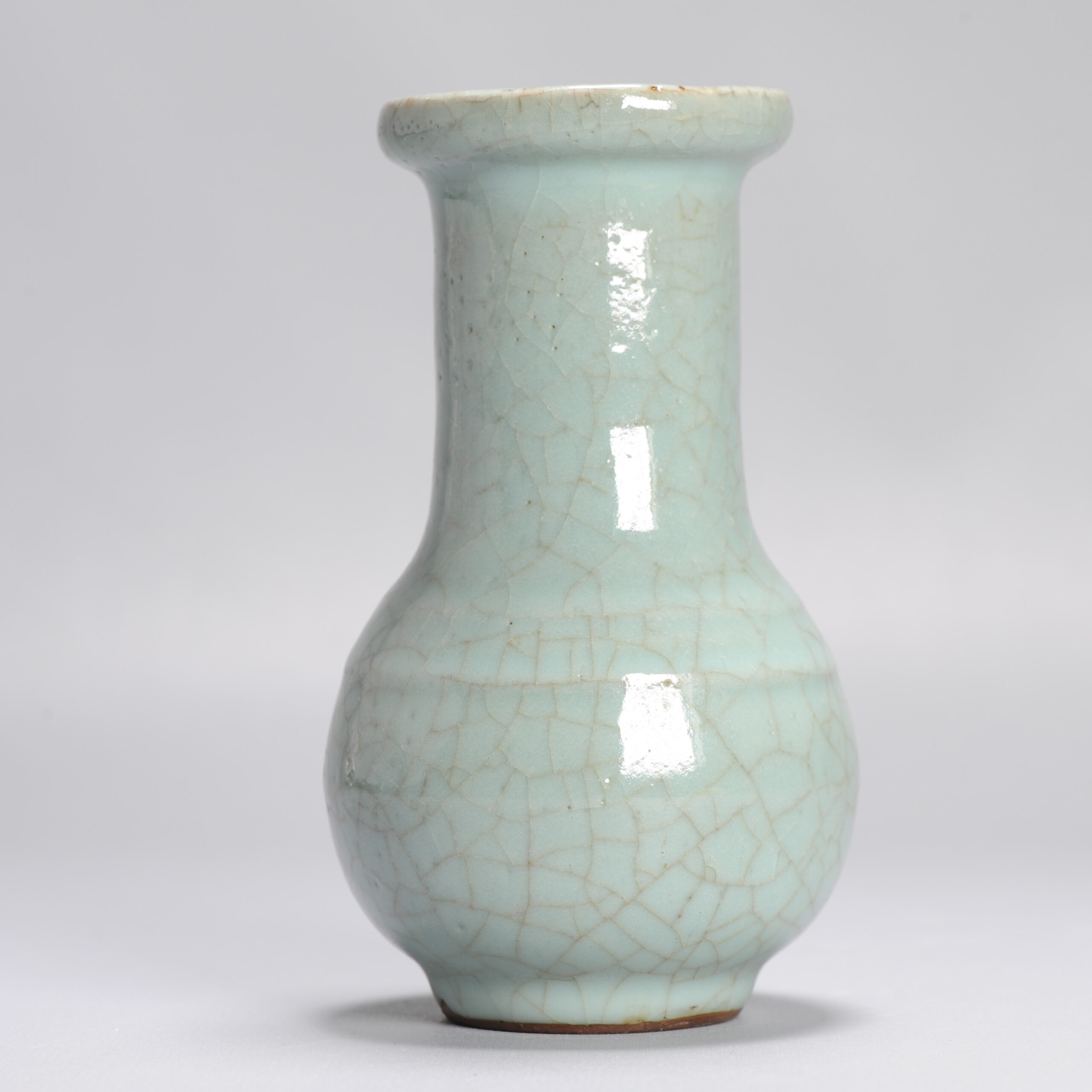 Antique 18/19C Chinese Porcelain Ge/Guan Vase Green China Monochrome - Image 10