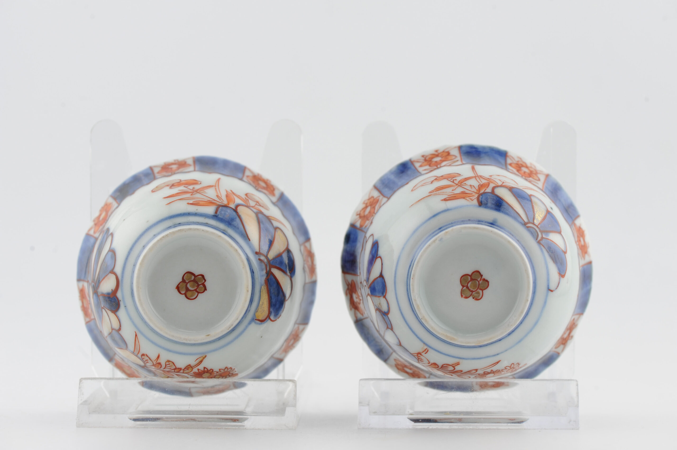 Pair Antique 18C Chinese Porcelain Kangxi Imari Tea Bowls China Flowers - Image 14