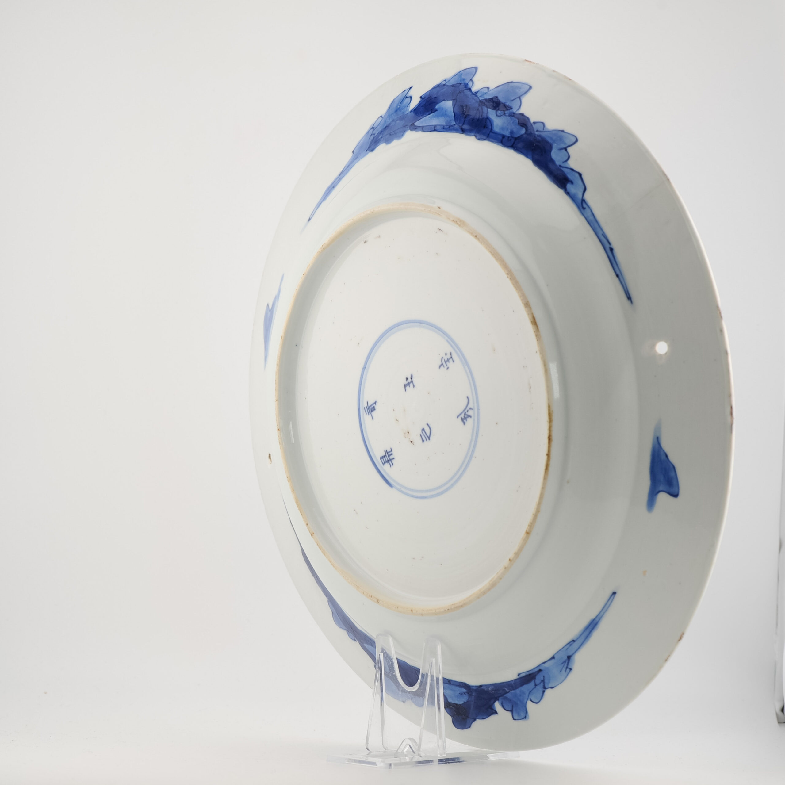 Antique Kangxi Period Chinese Porcelain Dish Music Playing Long Lizas Marked - Image 4