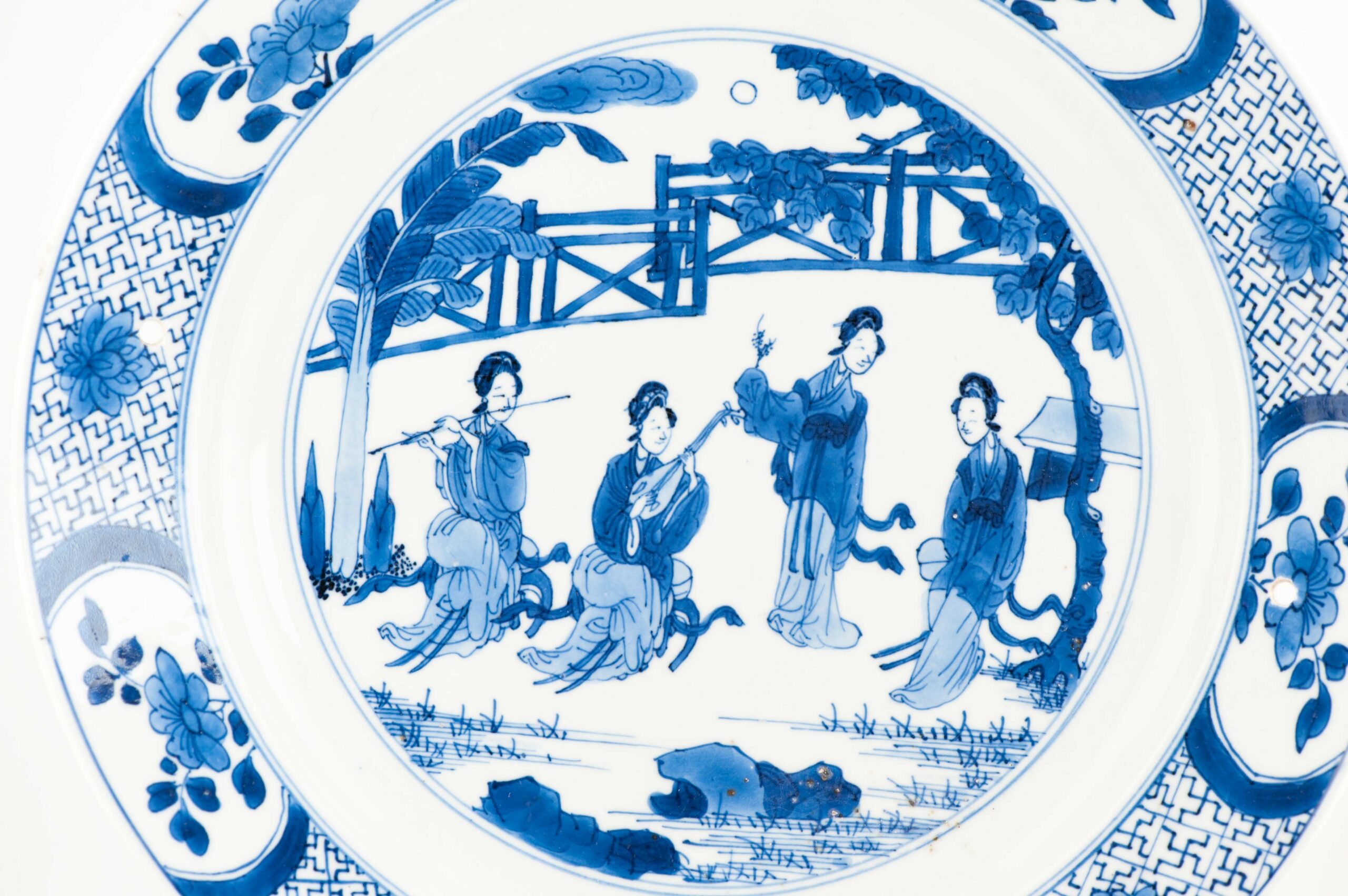 Antique Kangxi Period Chinese Porcelain Dish Music Playing Long Lizas Marked - Image 8