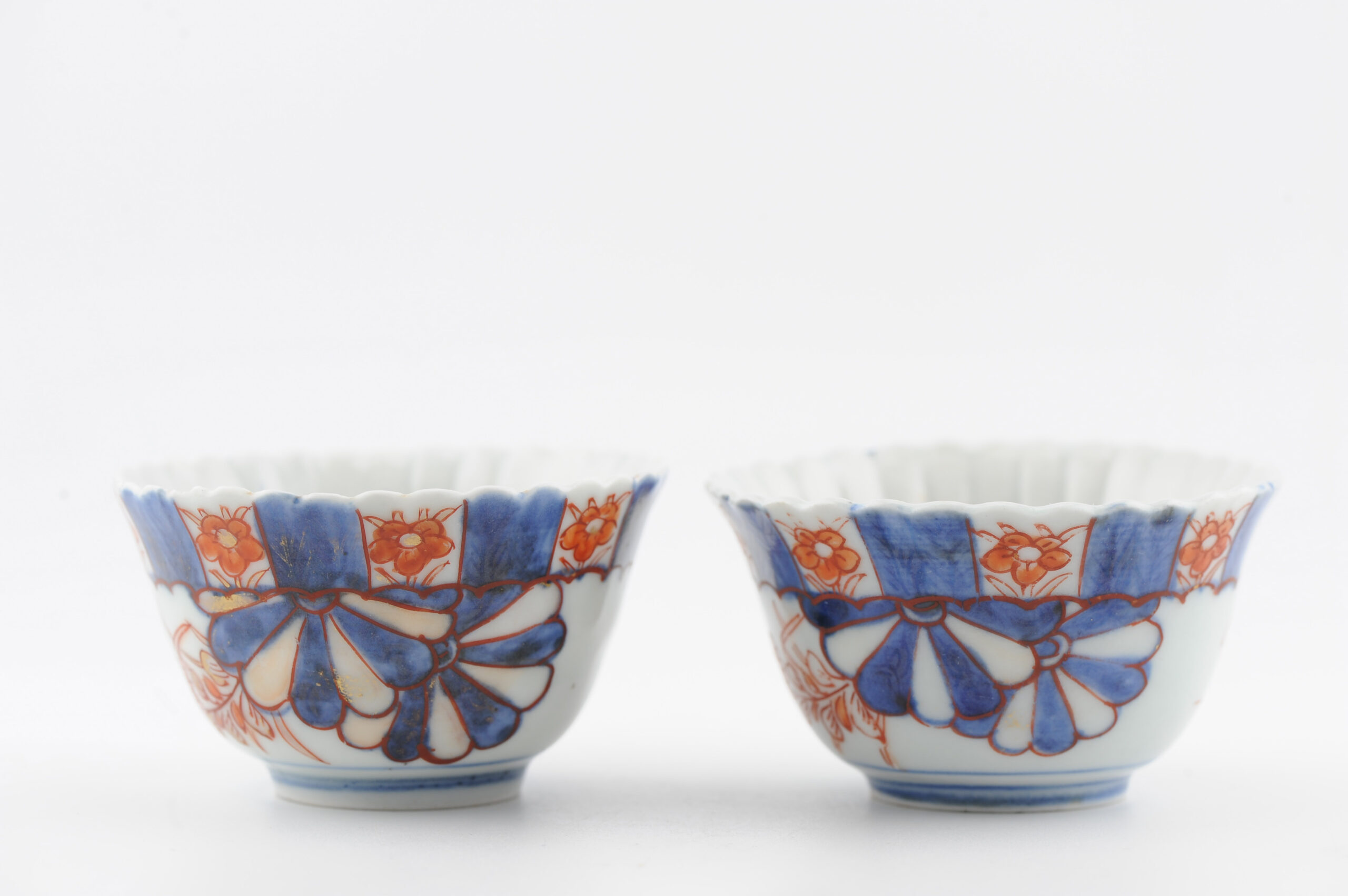 Pair Antique 18C Chinese Porcelain Kangxi Imari Tea Bowls China Flowers - Image 5