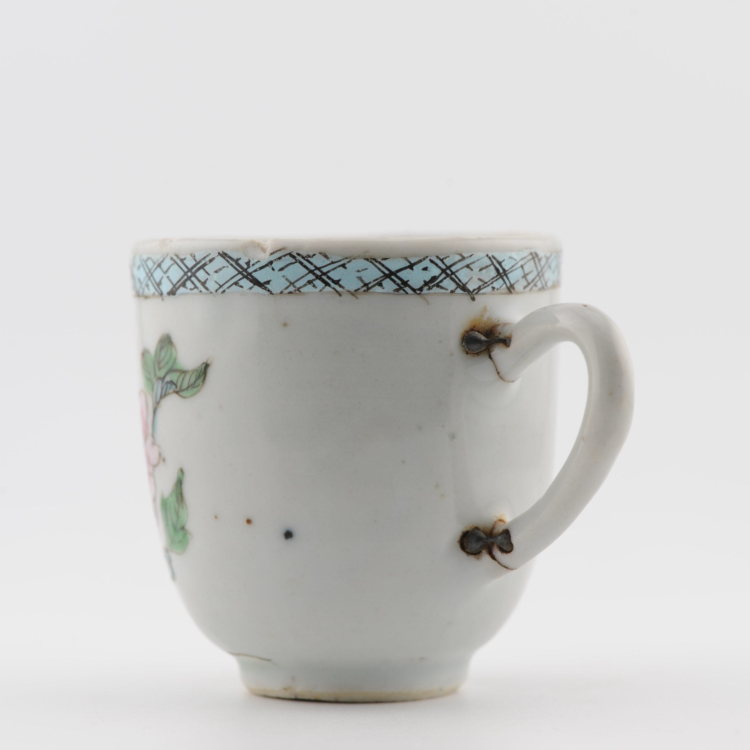 Antique Chinese Coffee Cup Flowers Yonzheng/Qianlong Porcelain - Image 8