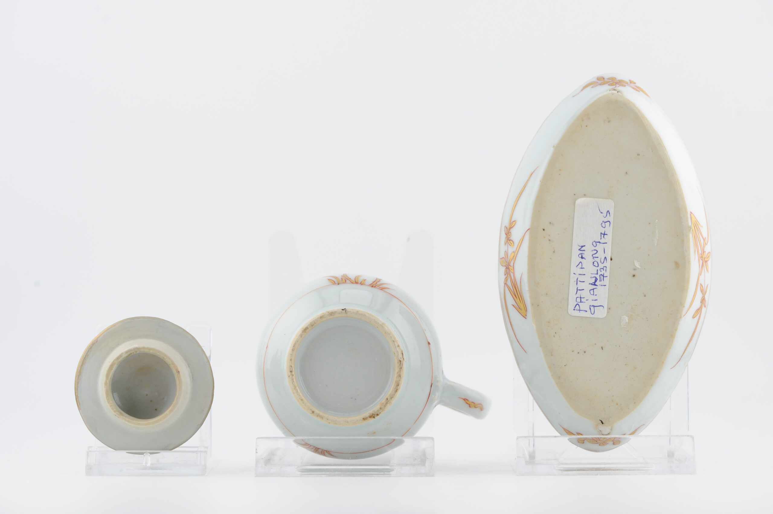Antique Kangxi Period Tea Creamer and Pattipan Dish Blood and Milk China - 图片 6