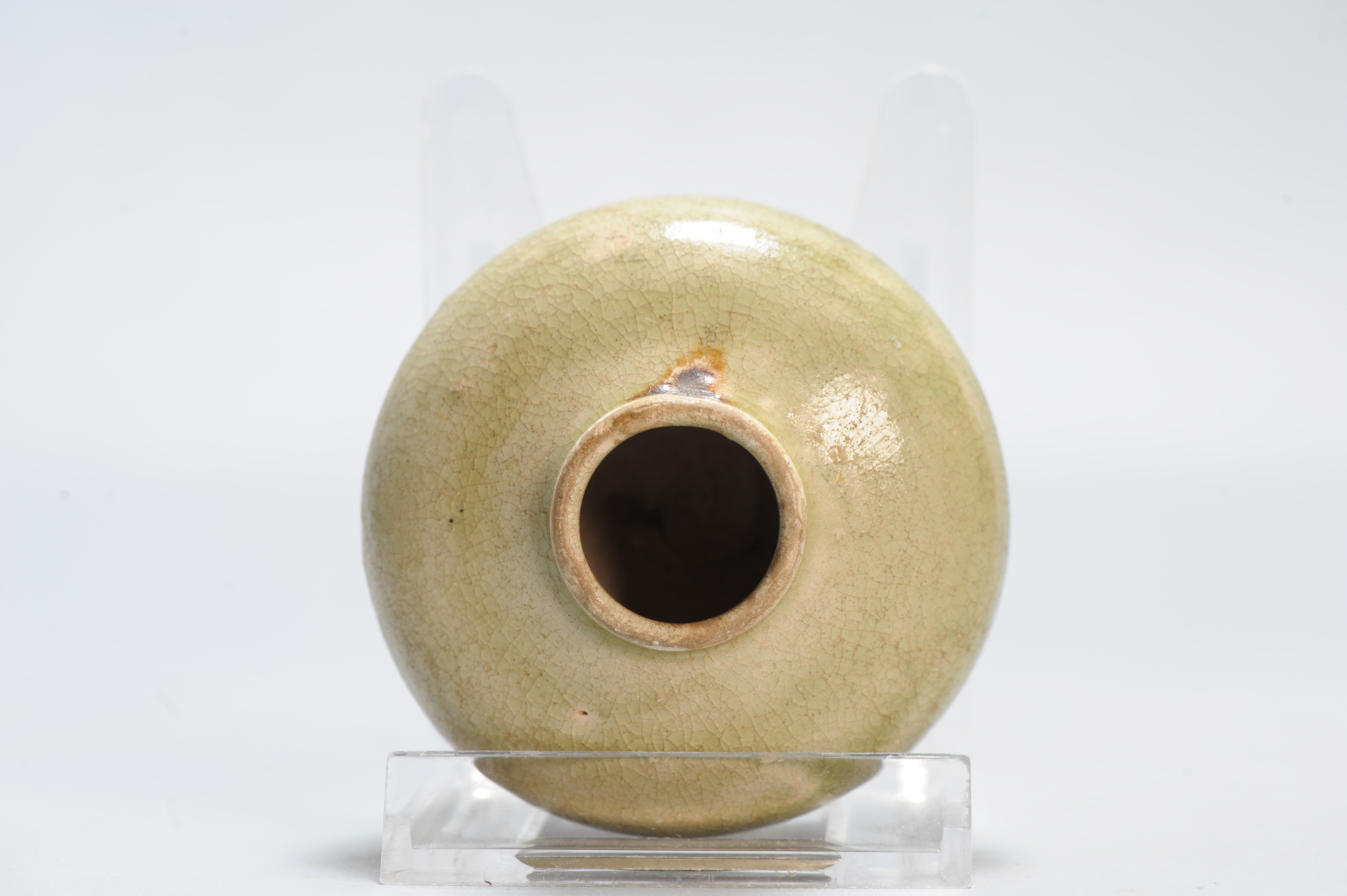 Antique Ming Period Chinese Porcelain Celadon Ming Small Jar China Nicely shaped - Image 3
