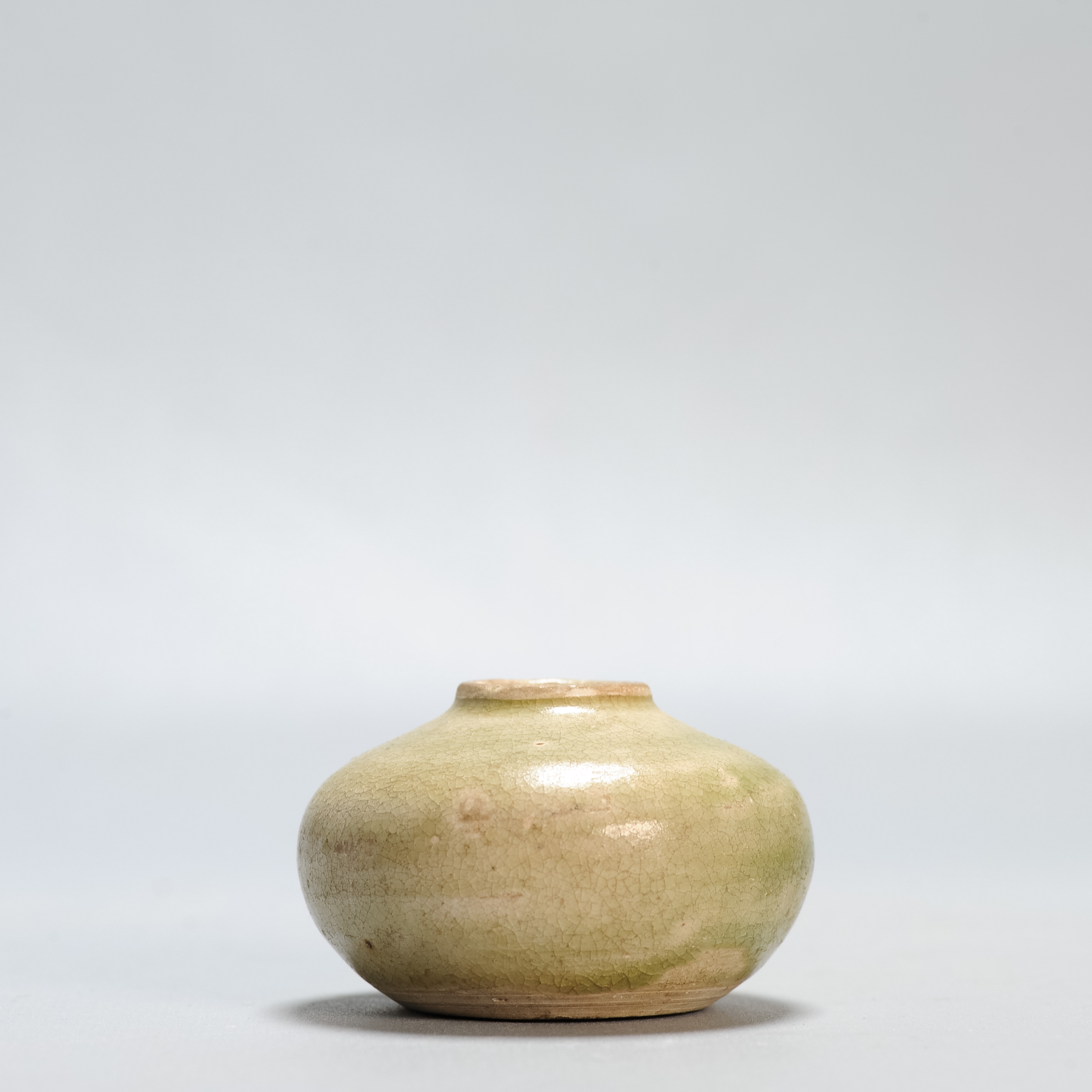 Antique Ming Period Chinese Porcelain Celadon Ming Small Jar China Nicely shaped - Image 2