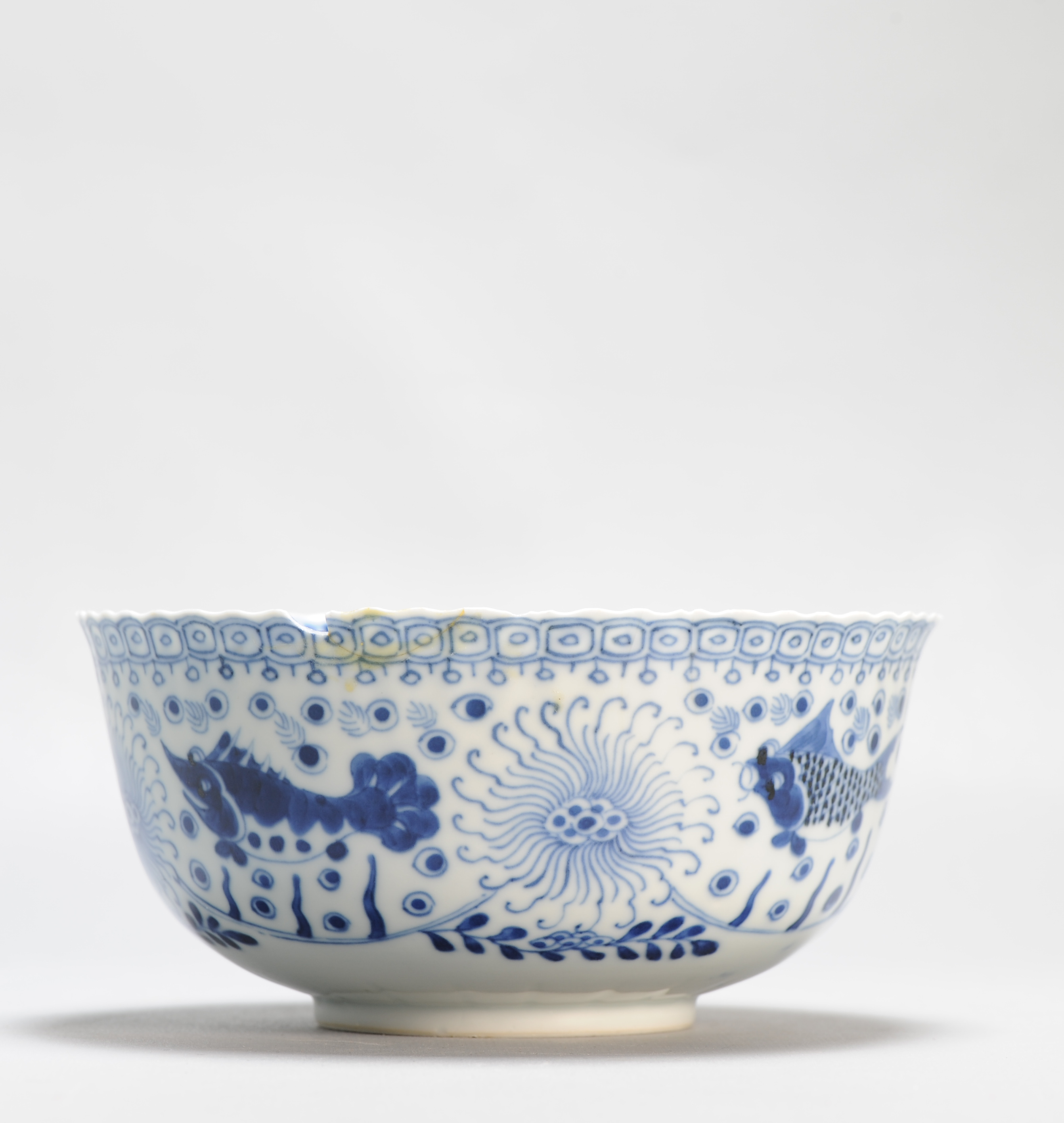 Antique Chinese Porcelain 19C Bleu de White Bowl Fish Water Scene Marked - Image 14