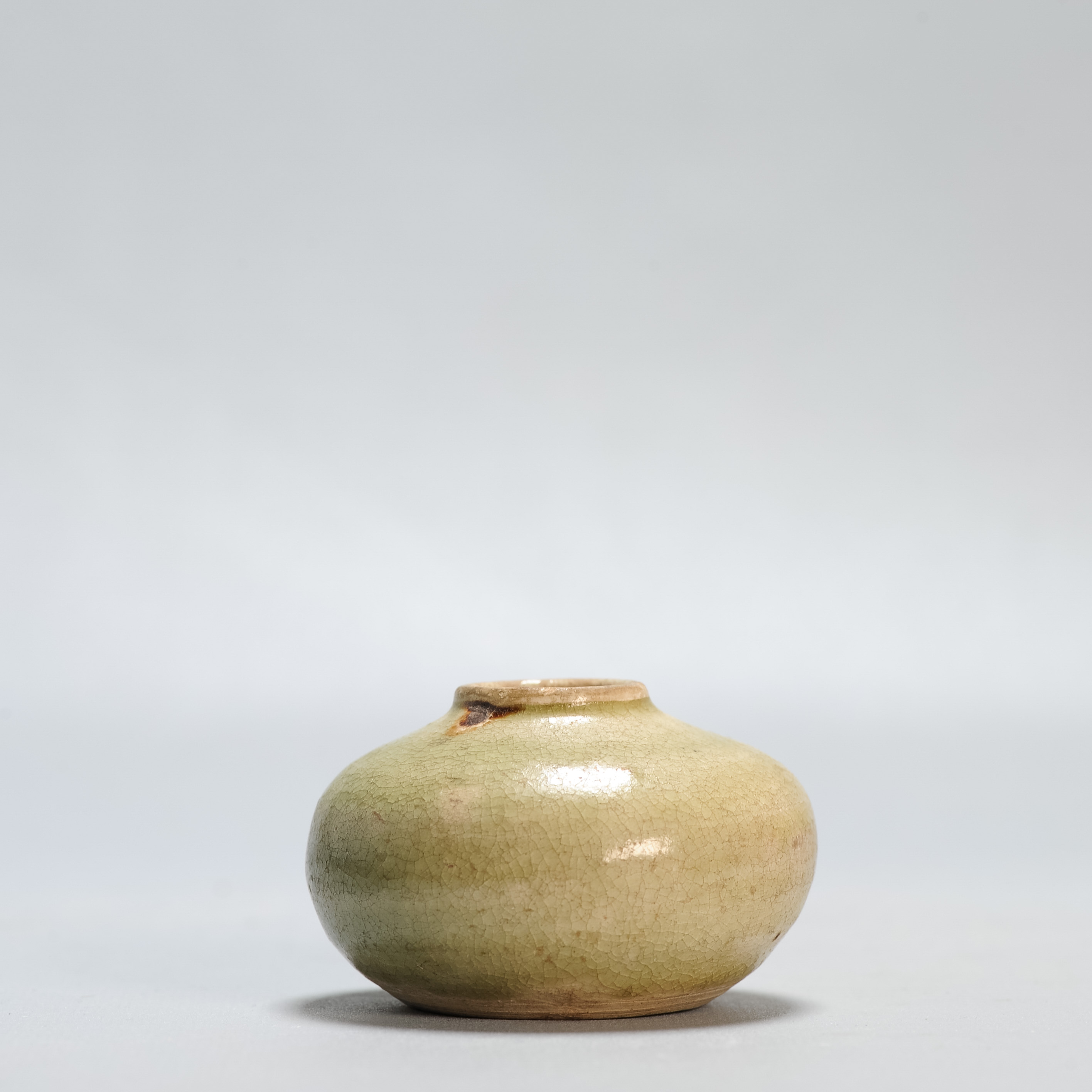 Antique Ming Period Chinese Porcelain Celadon Ming Small Jar China Nicely shaped - Image 9