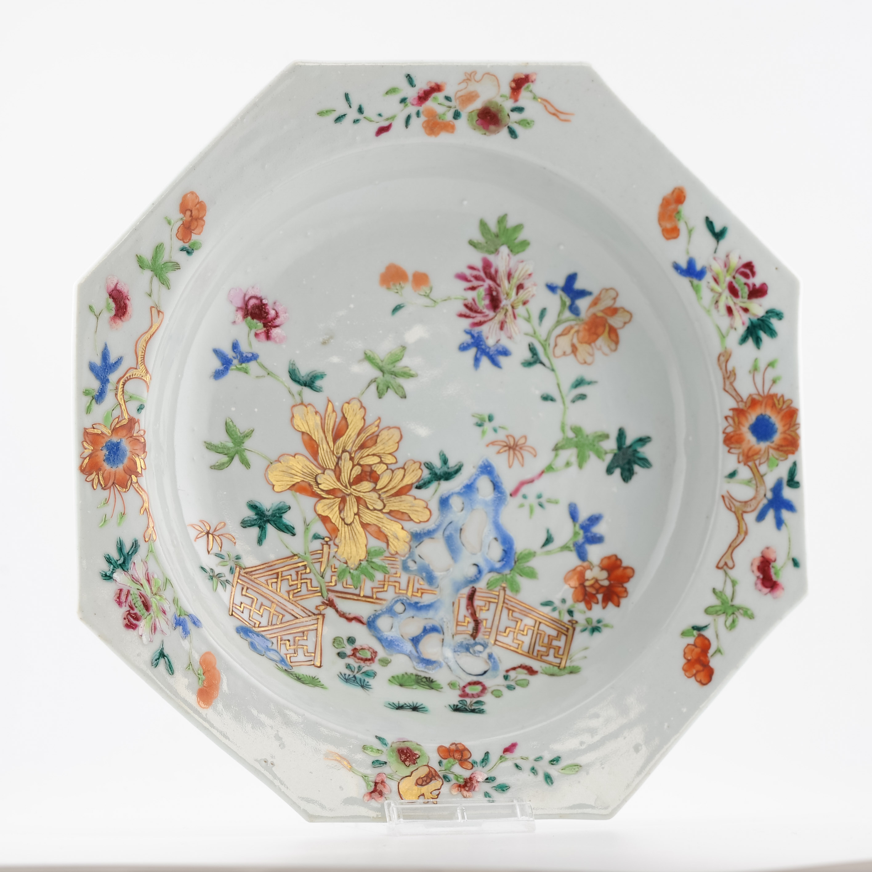 Antique 18th C Chinese Taste Porcelain Dish Qianlong Fencai Flowers China - Image 3