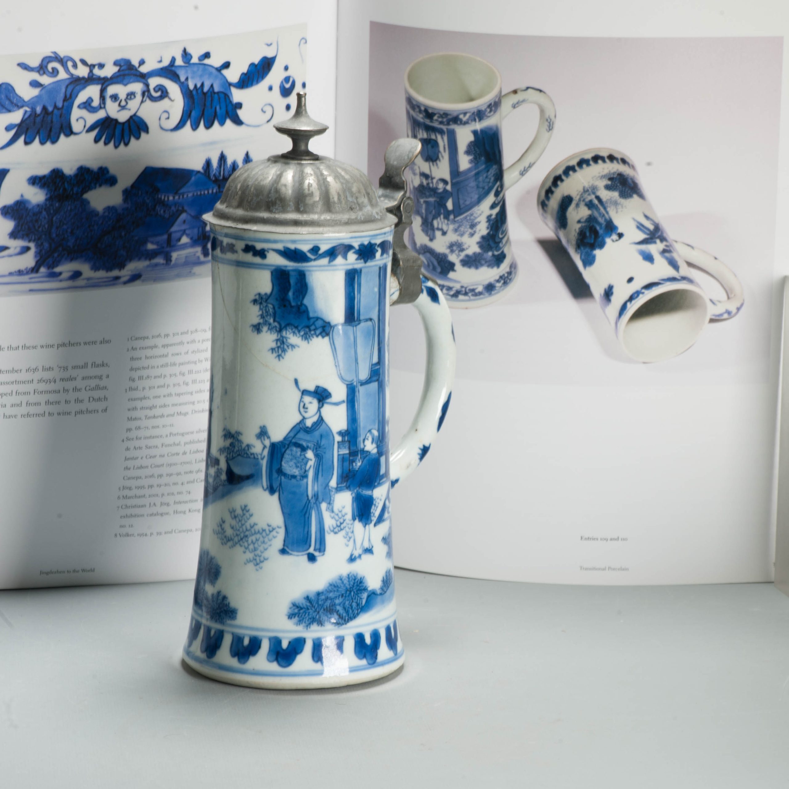20CM Antique Chinese 17C Chongzhen Transitional Chinese Porcelain Tankard - Image 5