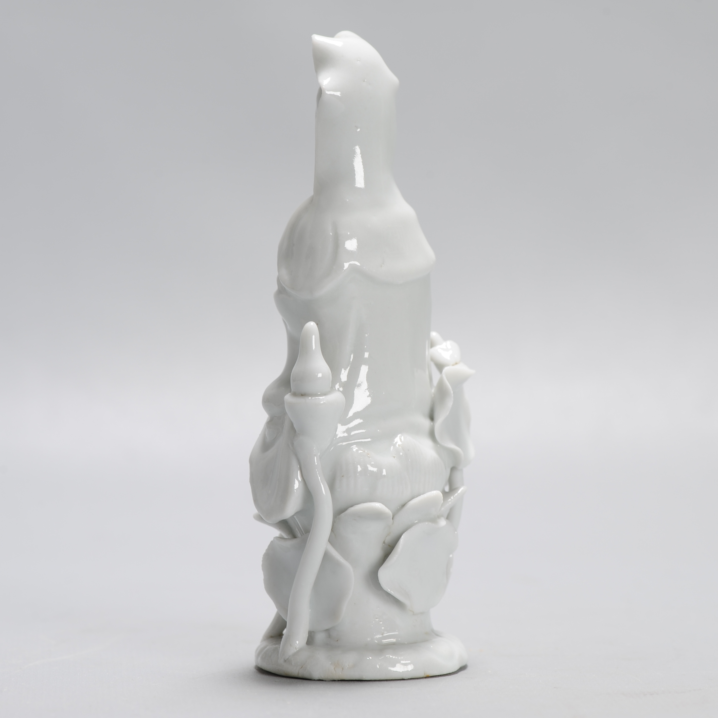 Lovely 17/18th century Dehua Blanc de Chine Guanyin Statue China Chinese - Image 9