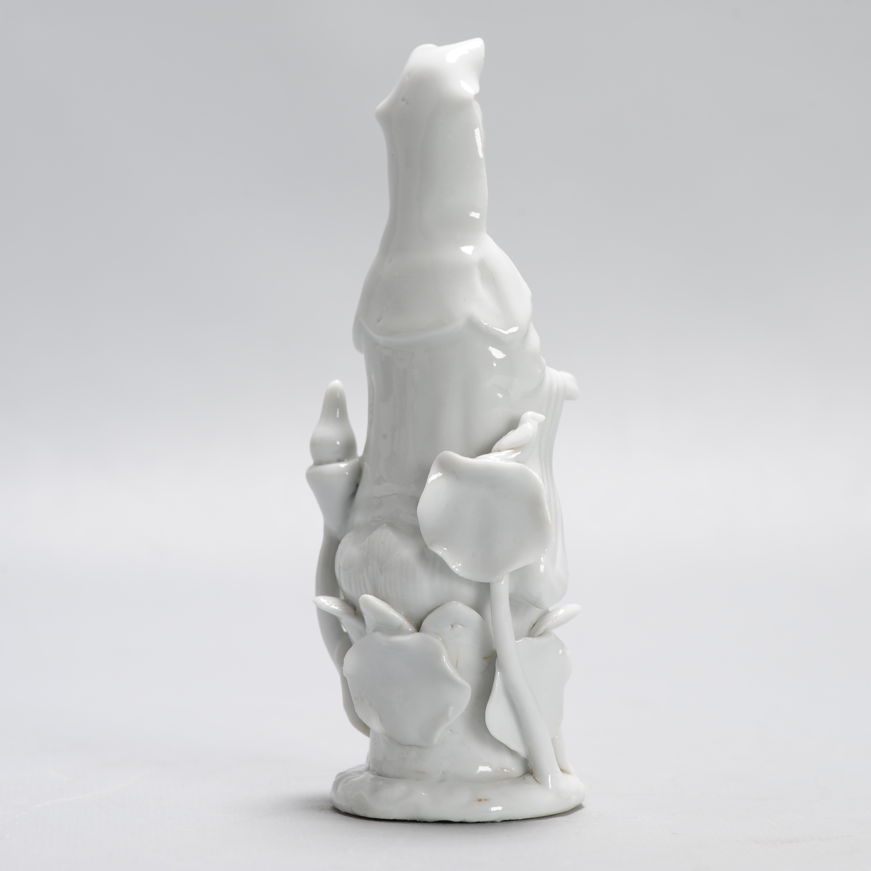 Lovely 17/18th century Dehua Blanc de Chine Guanyin Statue China Chinese - Image 6