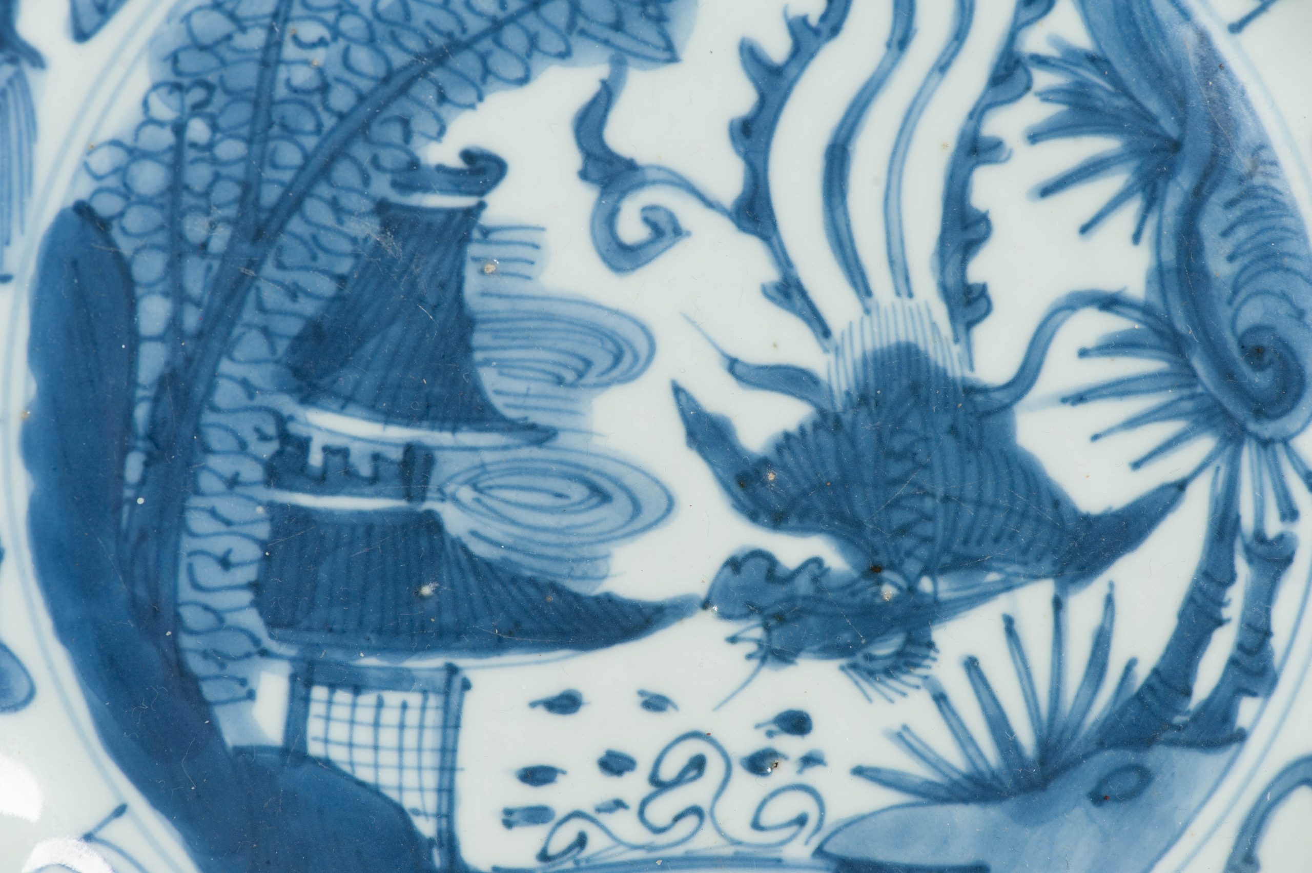 Antique Wanli Ming Chinese Porcelain Kraak Plate Fenghuang and Pagoda - Image 10