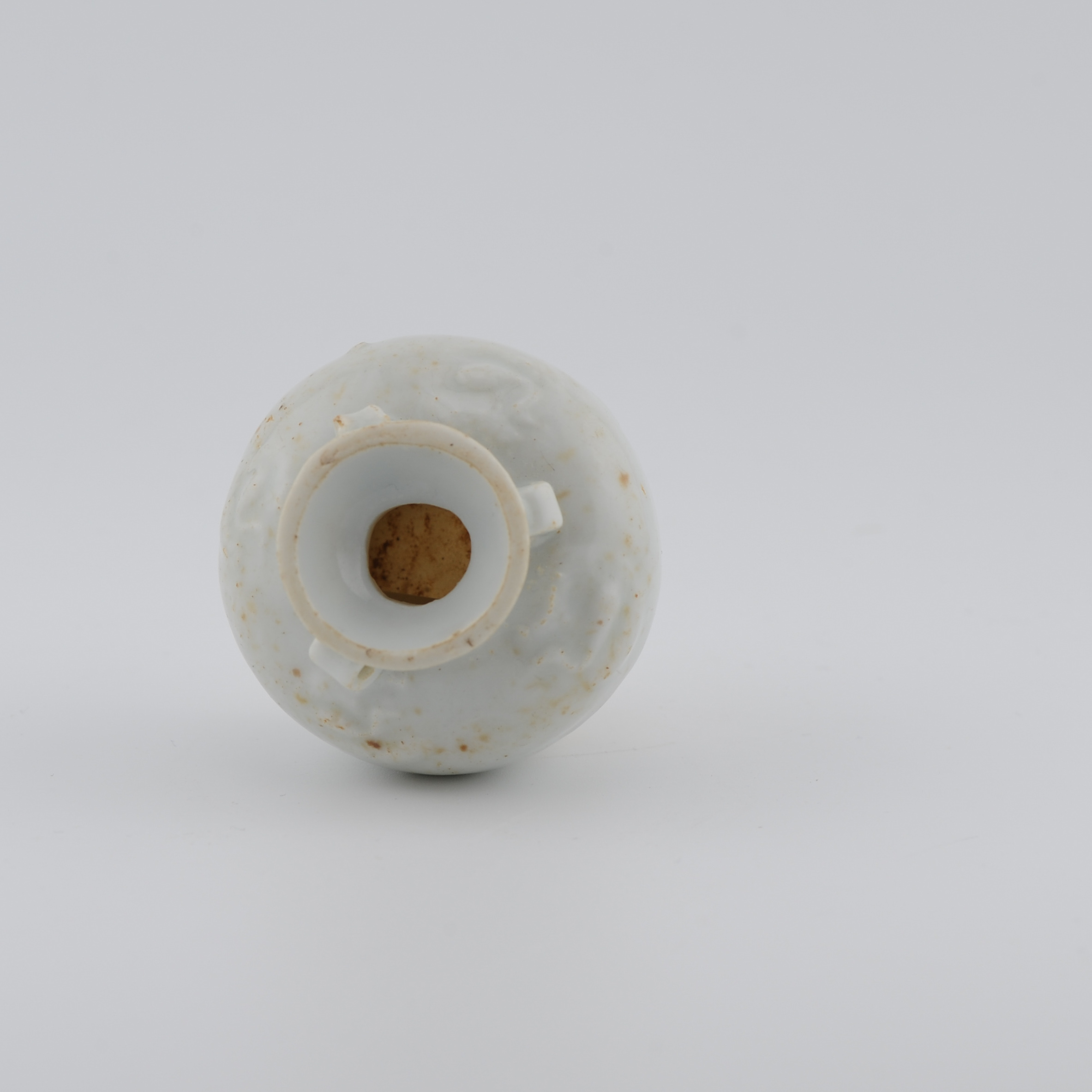 Antique Chinese Ming Dynasty Lovely Shaped Jar Dehua White monochrome - Image 2