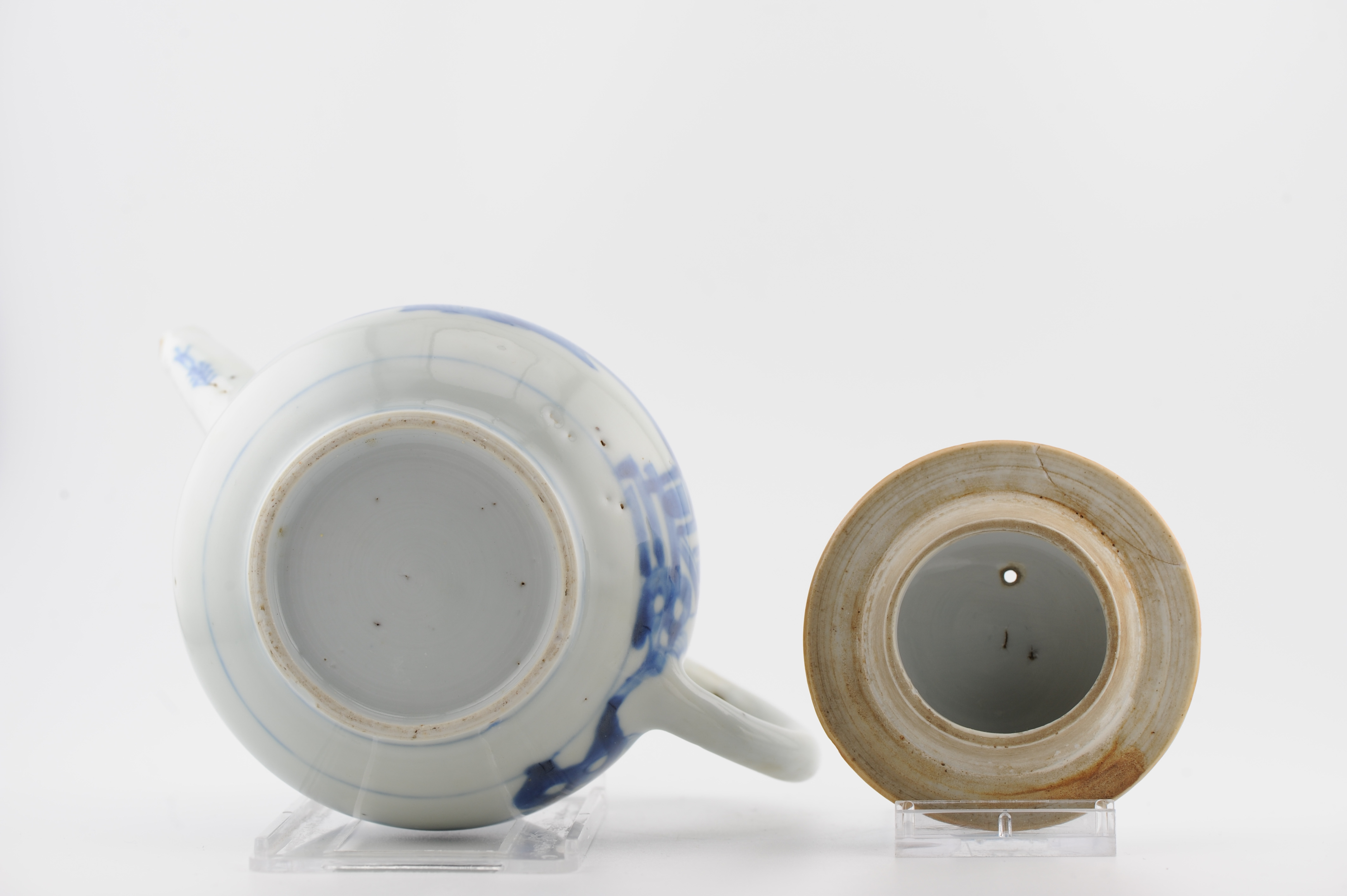 Antique Kangxi Period Chinese Porcelain Blue & White Teapot Landscape - Image 2