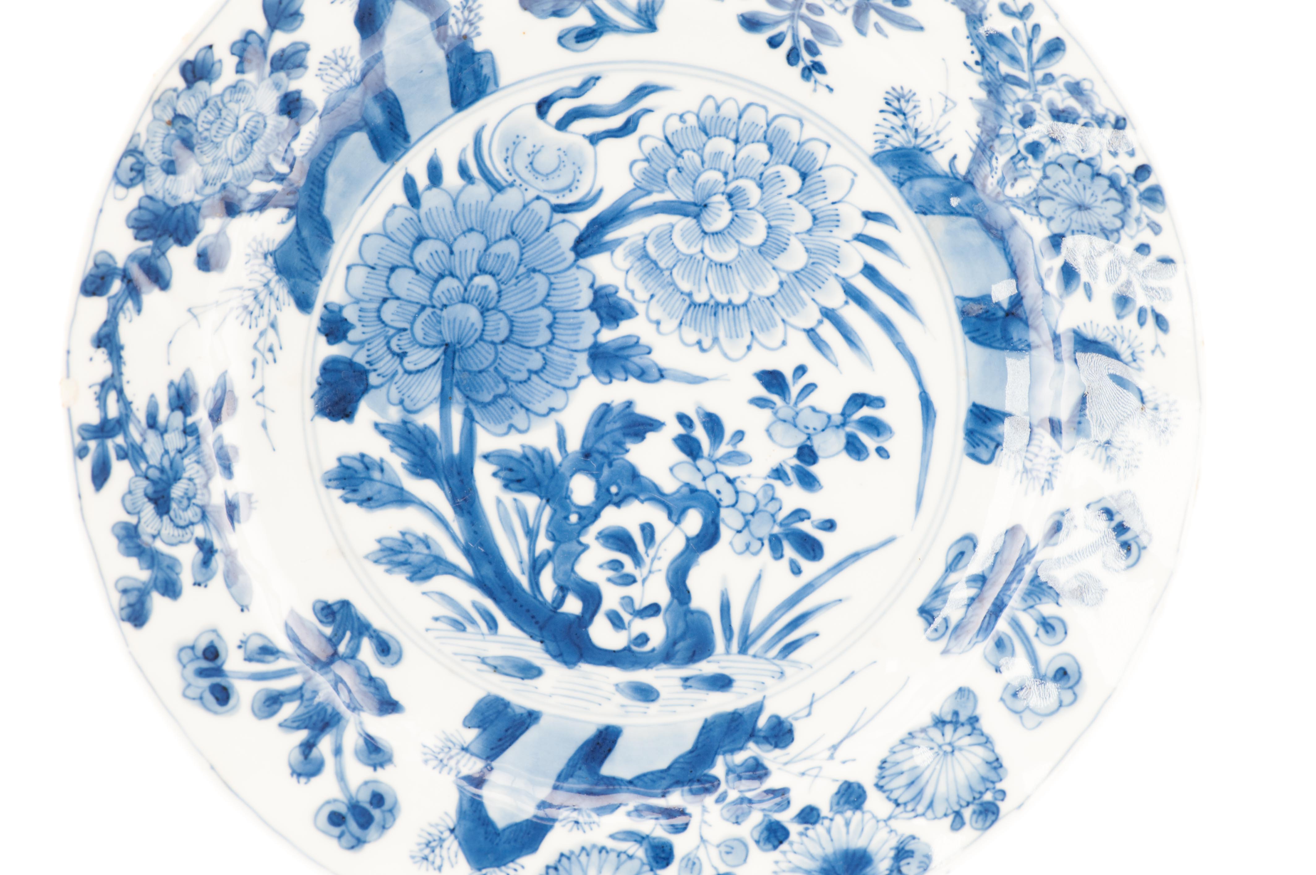 Antique 1680-1700 Chinese Porcelain Plate Kangxi Blue Marked Base - Image 14