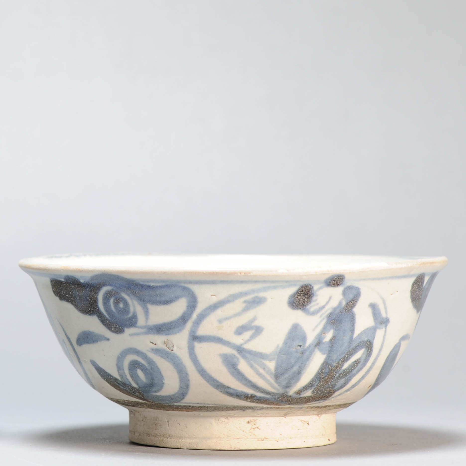A Hatcher Cargo shipwreck Late Ming period Chinese Porcelain Bowl Figure - Image 3