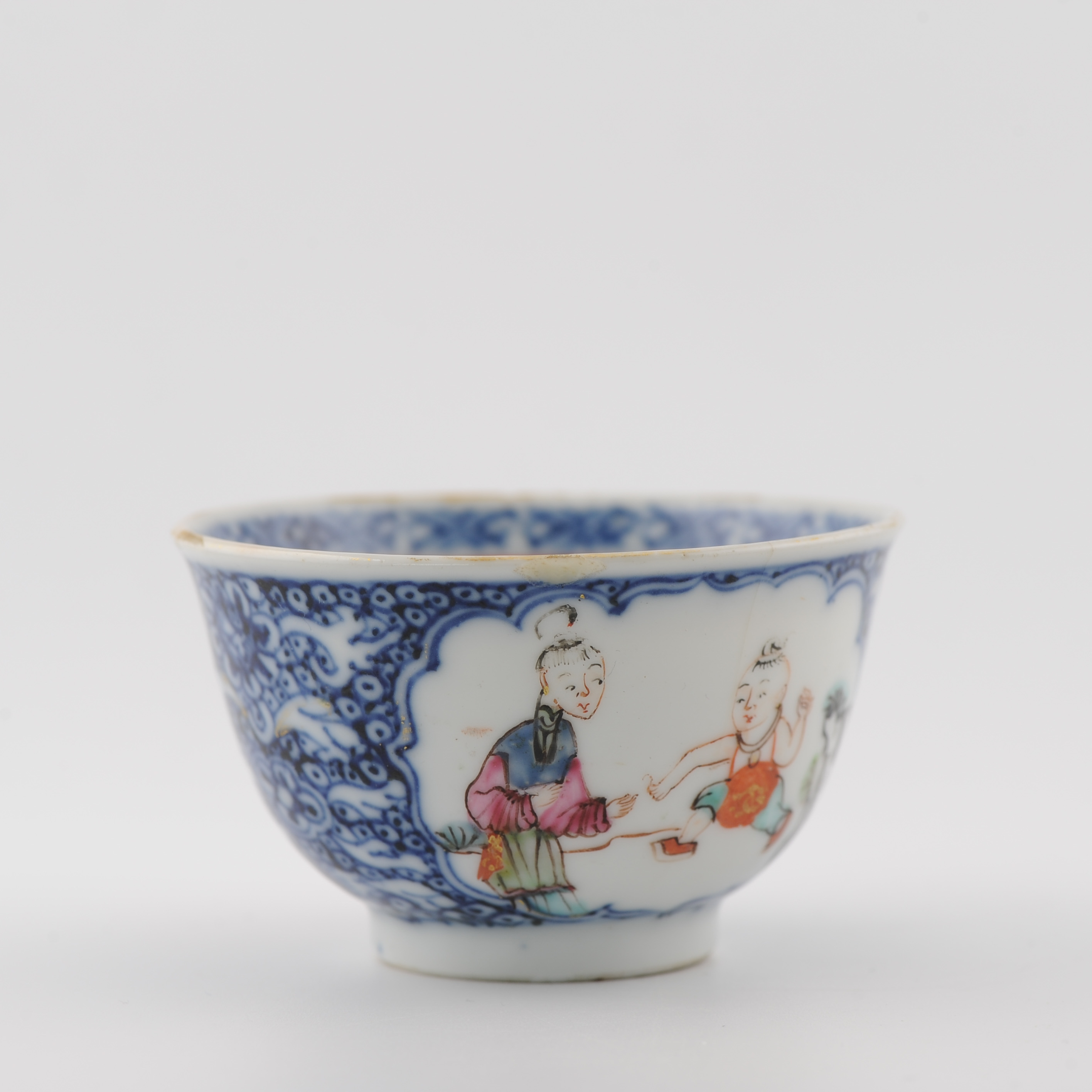Rare Antique 1750 Chinese Porcelain Qianlong Mandarin Tea Bowl Blue and Fencai - Image 5