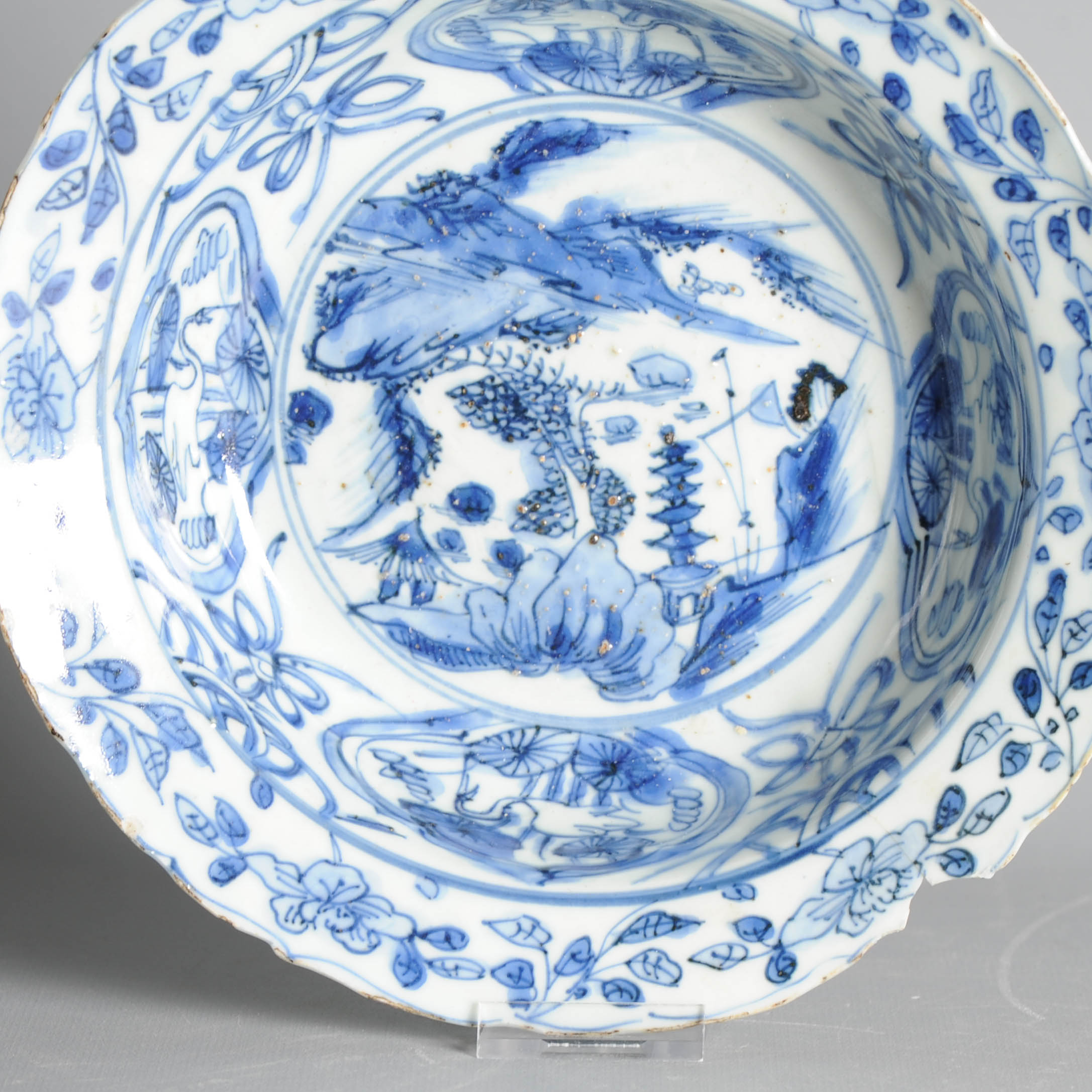 Large Antique Wanli Ming Chinese Porcelain Kraak Landscape Crane Klapmuts - Image 4