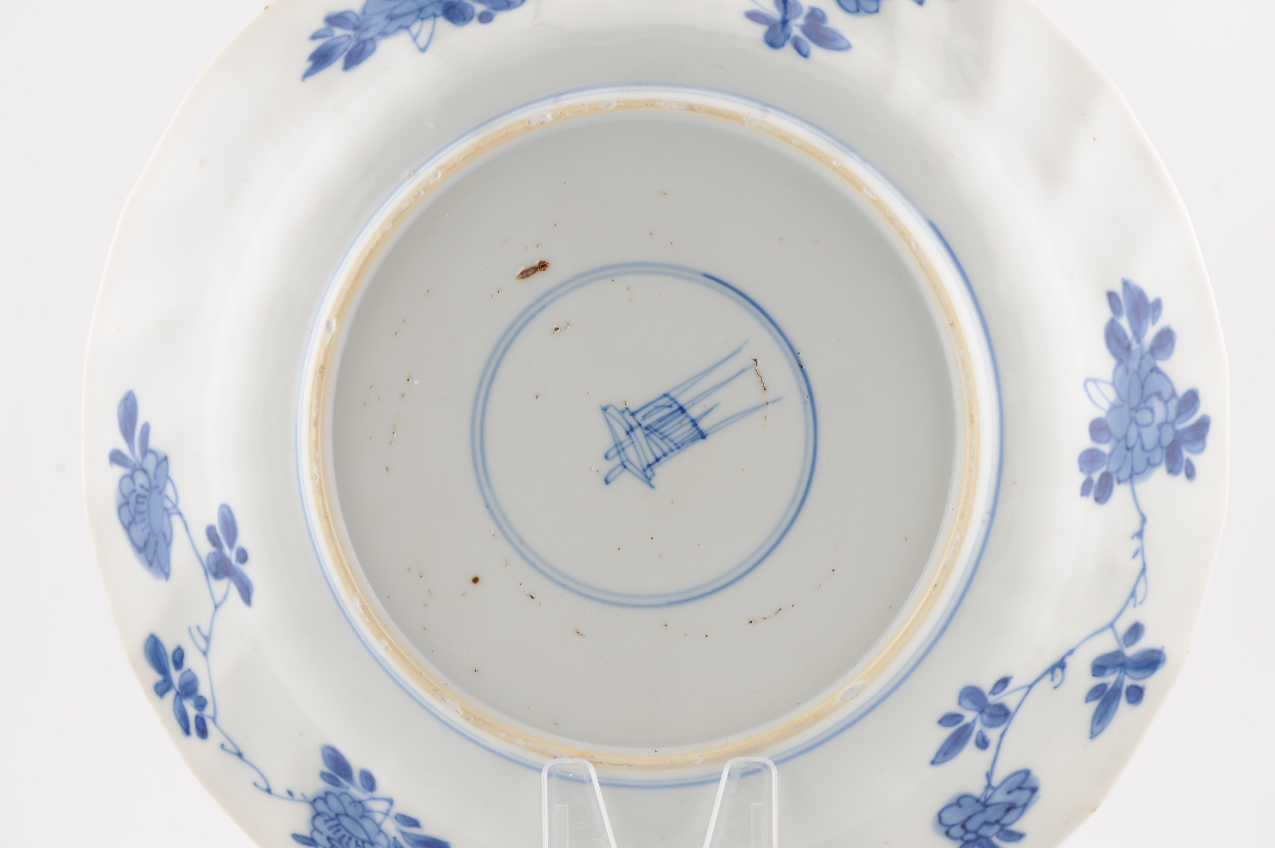 Antique 1680-1700 Chinese Porcelain Plate Kangxi Blue Marked Base - Image 3