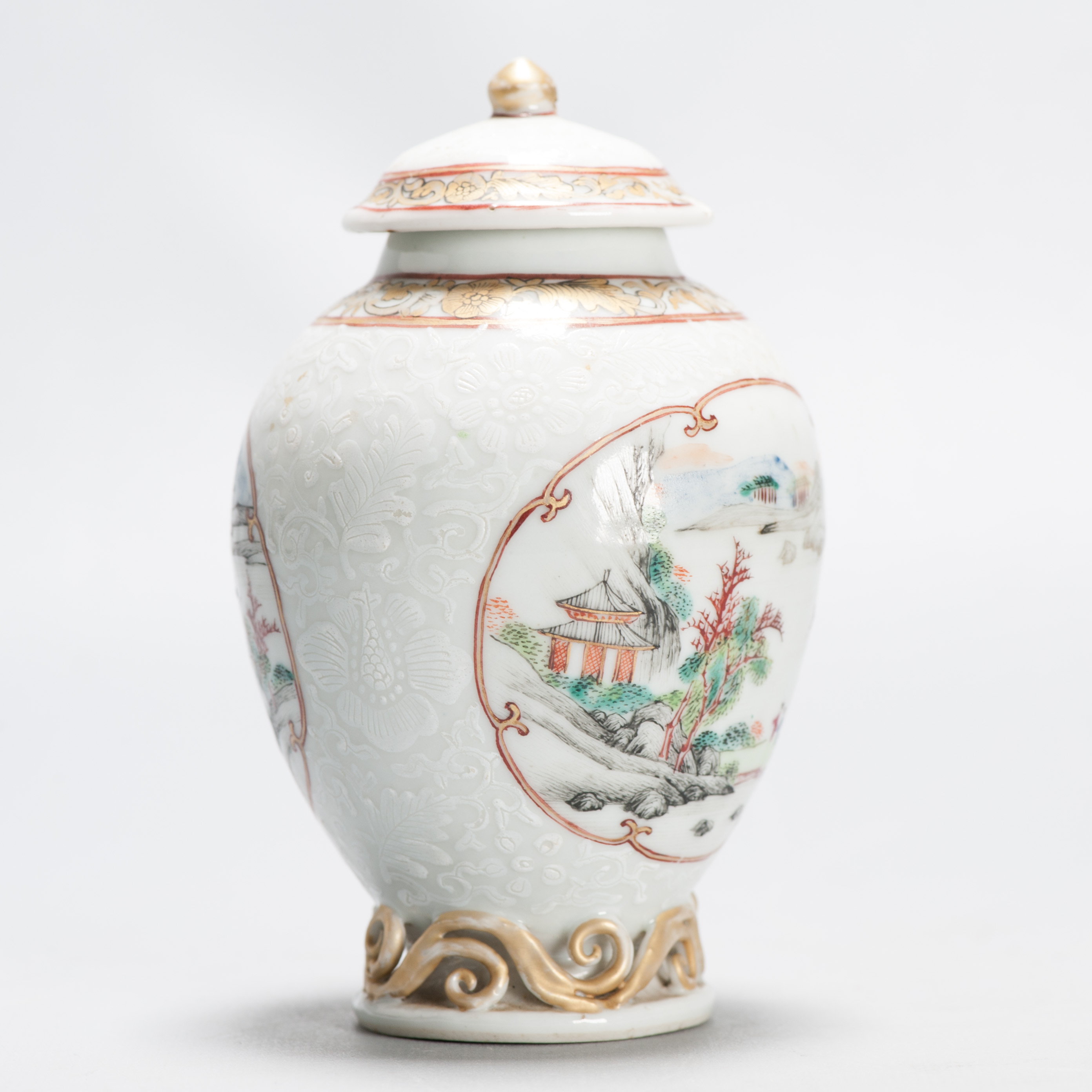 Antique 1740-1750 Chinese Porcelain Yongzheng/Qianlong Tea Caddy Famille Rose - Image 4