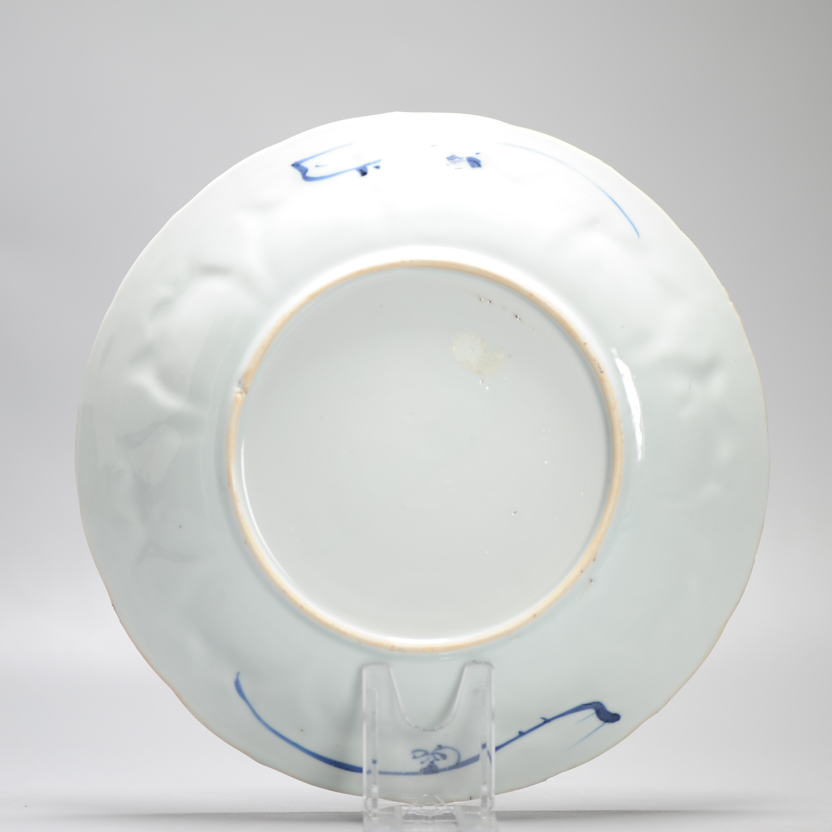 Top Quality 1720 Antique Chinese Porcelain Dish Kangxi Period with Ladies - Image 7
