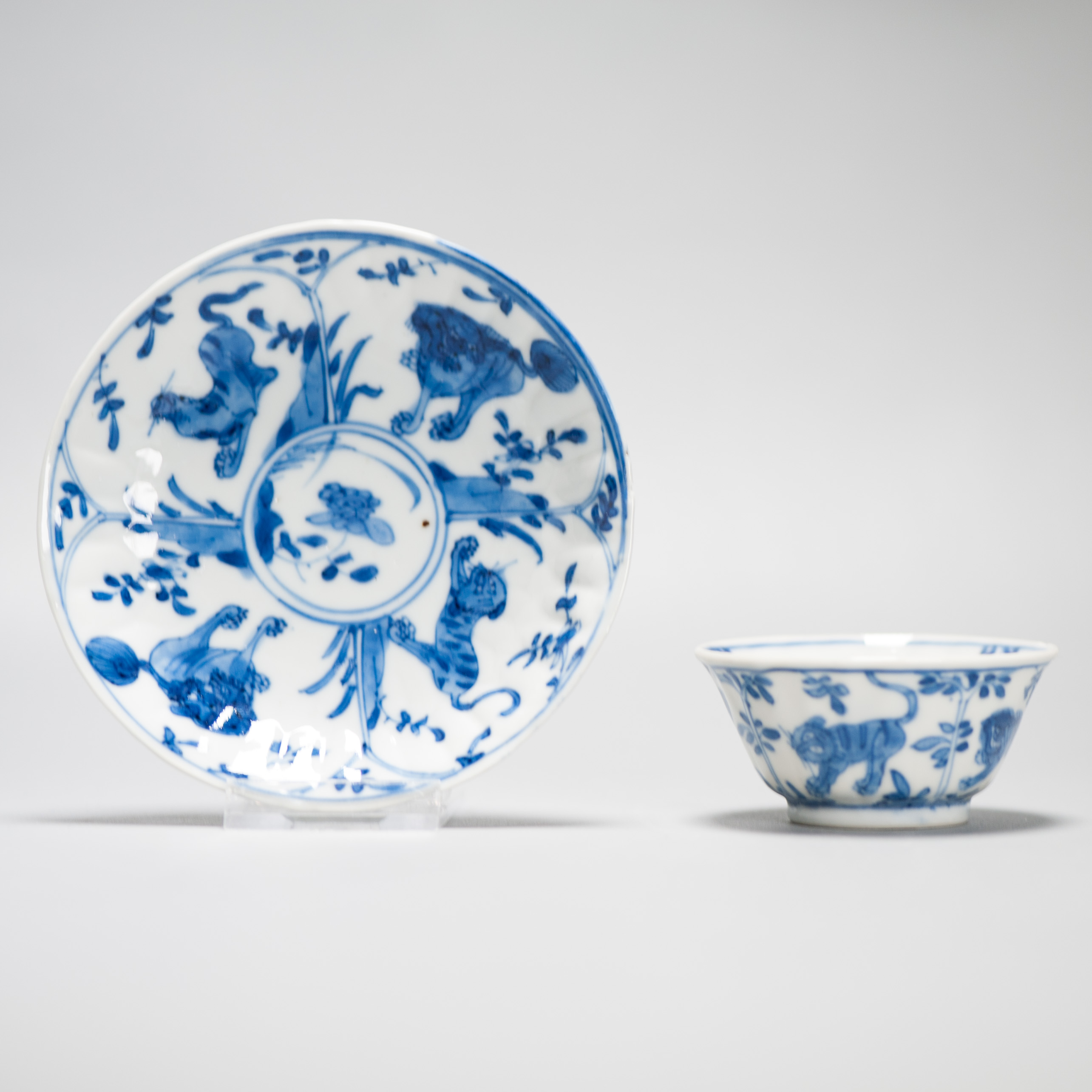 Antique Kangxi Period Chinese porcelain Tea Set Tiger and Foo Dog Marked - Image 11