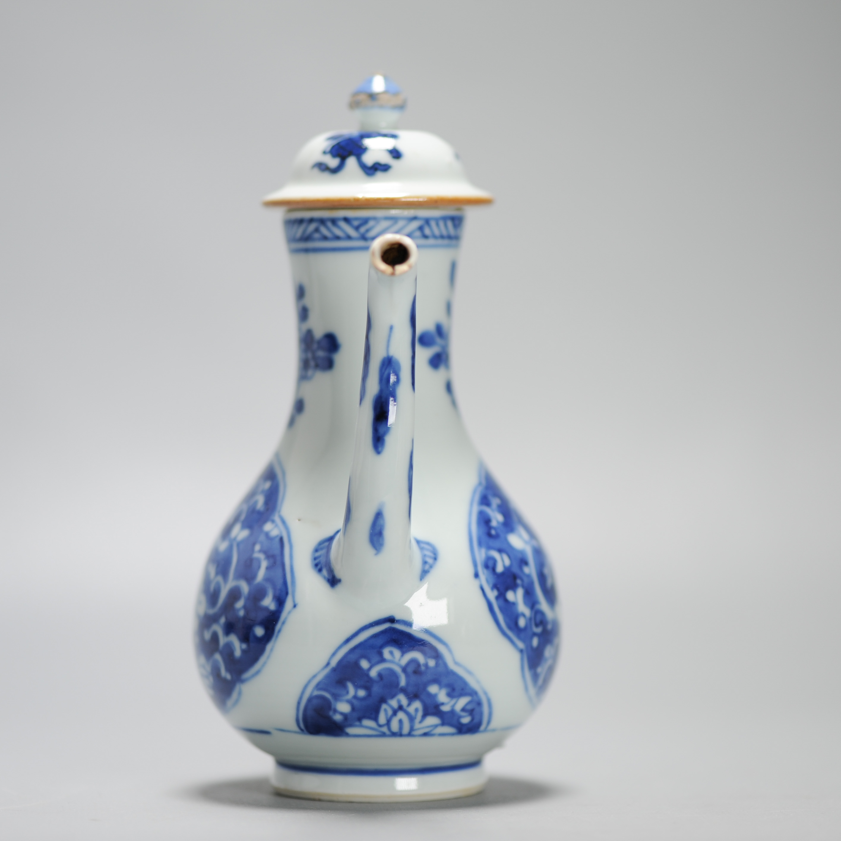 Antique Kangxi Period Ca 1700 Chinese Porcelain Jug Blue and White China Flower - Image 14