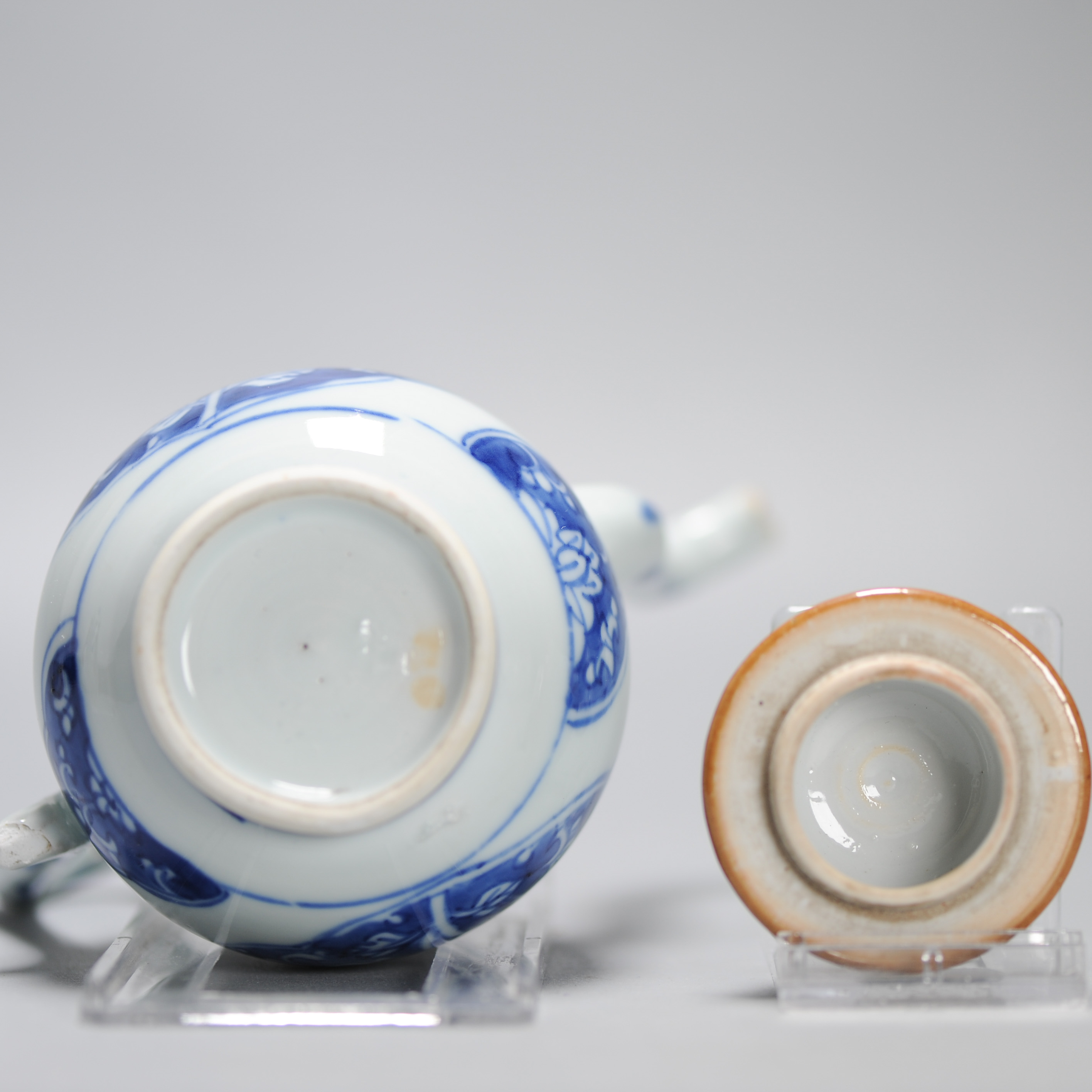 Antique Kangxi Period Ca 1700 Chinese Porcelain Jug Blue and White China Flower - Image 10