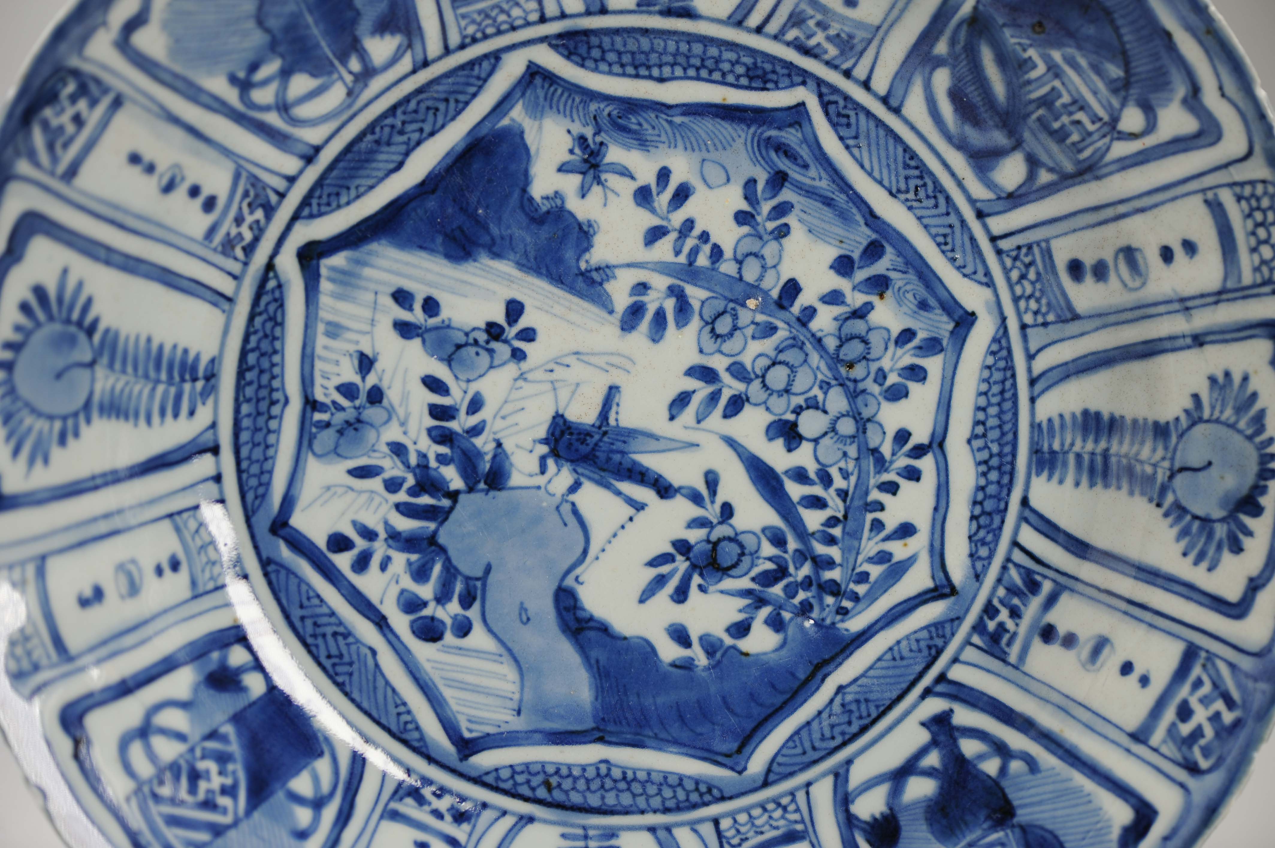29CM Wanli Antique Ming Period Chinese Porcelain Kraak Plate Grasshopper China - Image 13