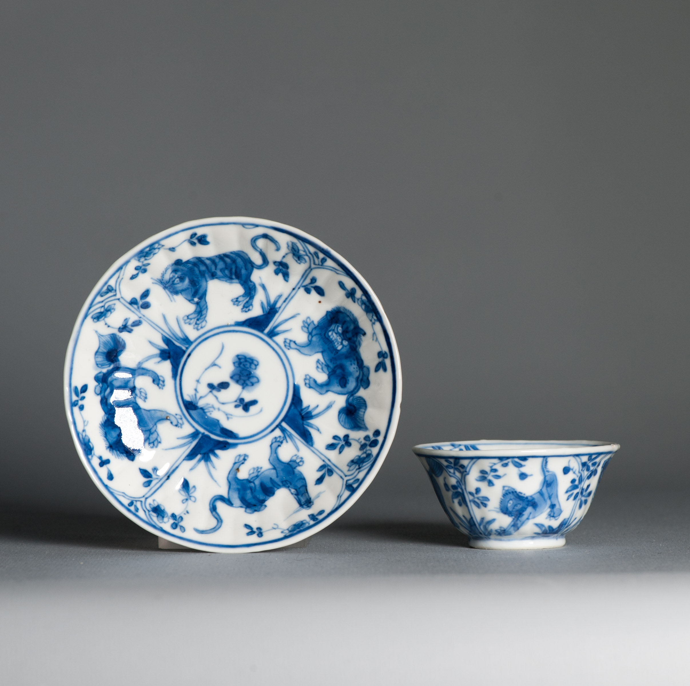 Antique Kangxi Period Chinese porcelain Tea Set Tiger and Foo Dog Marked - Image 18