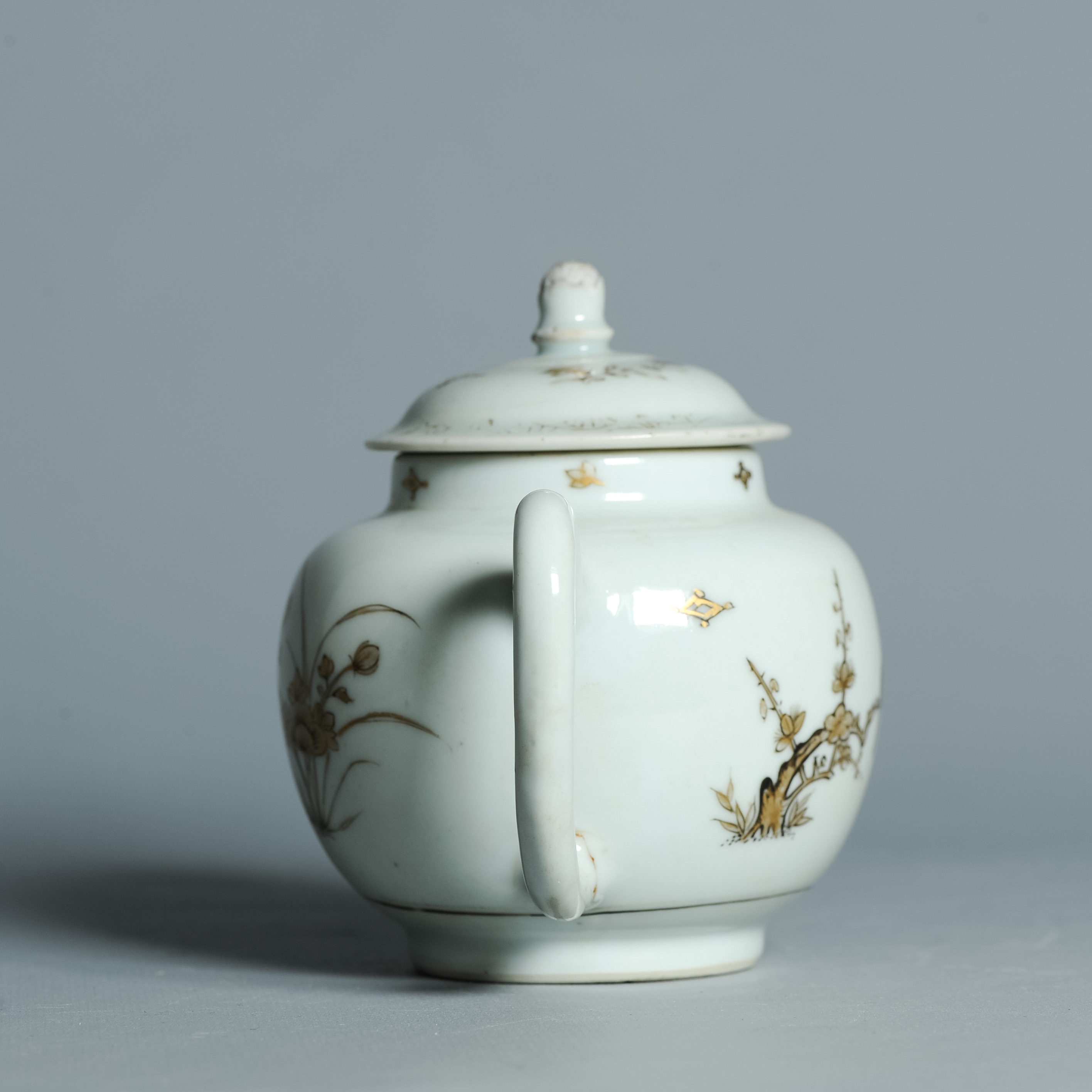Antique 1740-1760 Chinese Porcelain Teapot China Gold Decoration Qianlong Period - Image 4
