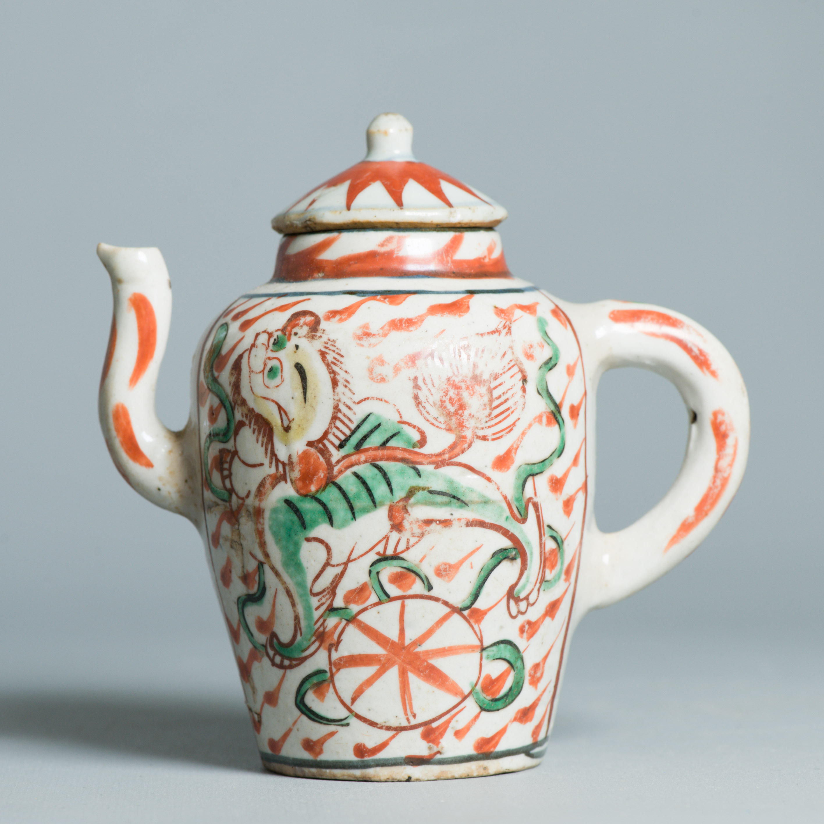 Antique 17C Chinese Porcelain Famille Verte teapot Mythical Animal Ca 1640-60 - Image 13