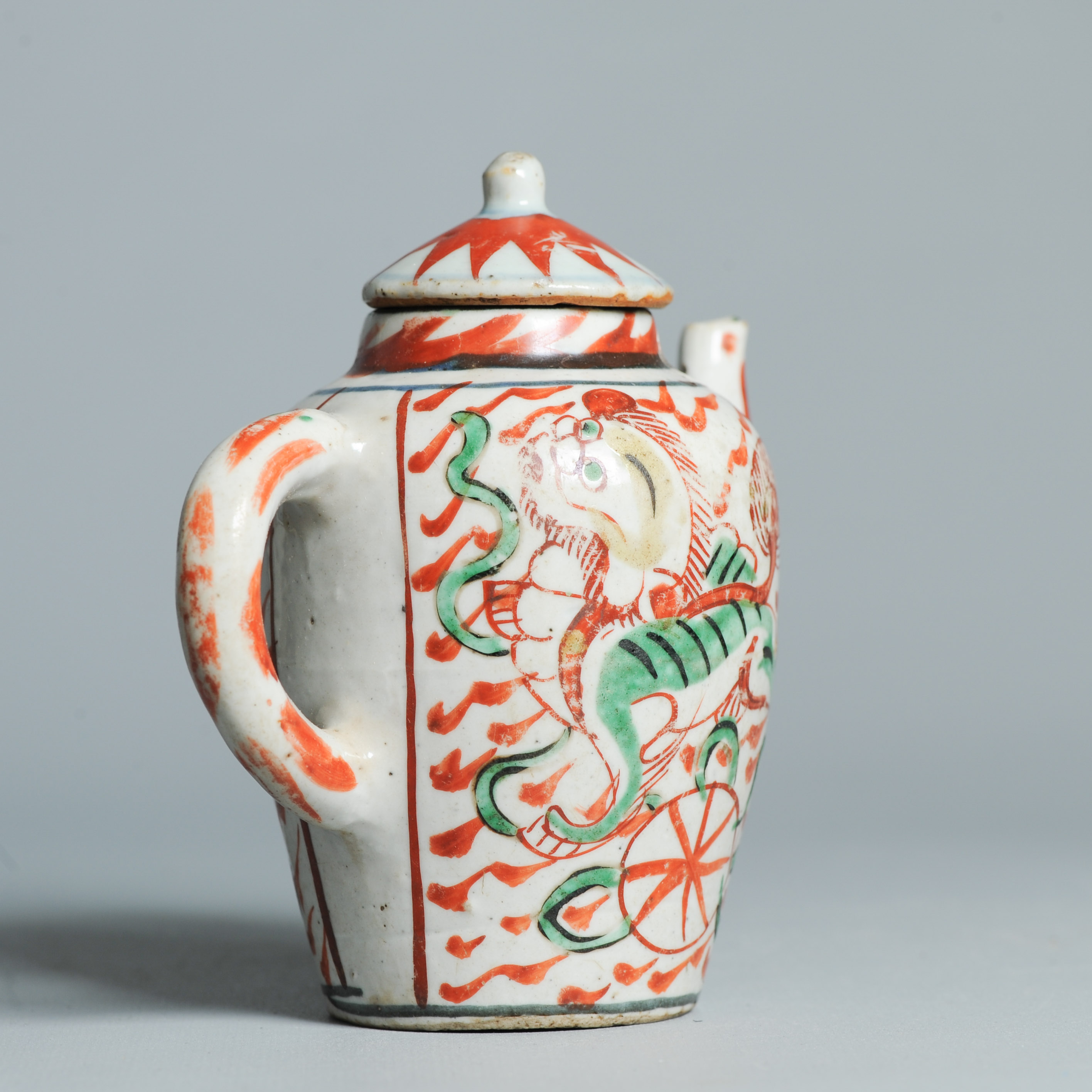 Antique 17C Chinese Porcelain Famille Verte teapot Mythical Animal Ca 1640-60 - Image 9