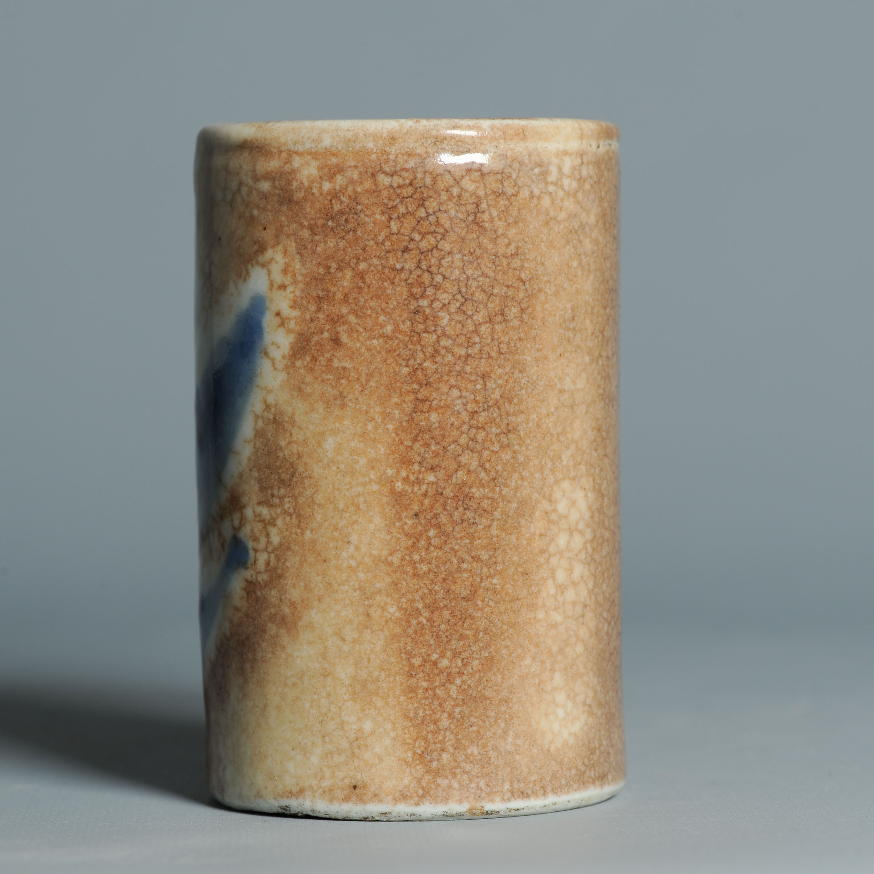 19C Chinese porcelain Bitong Brush pot Figural Landscape Blue and white - Image 8