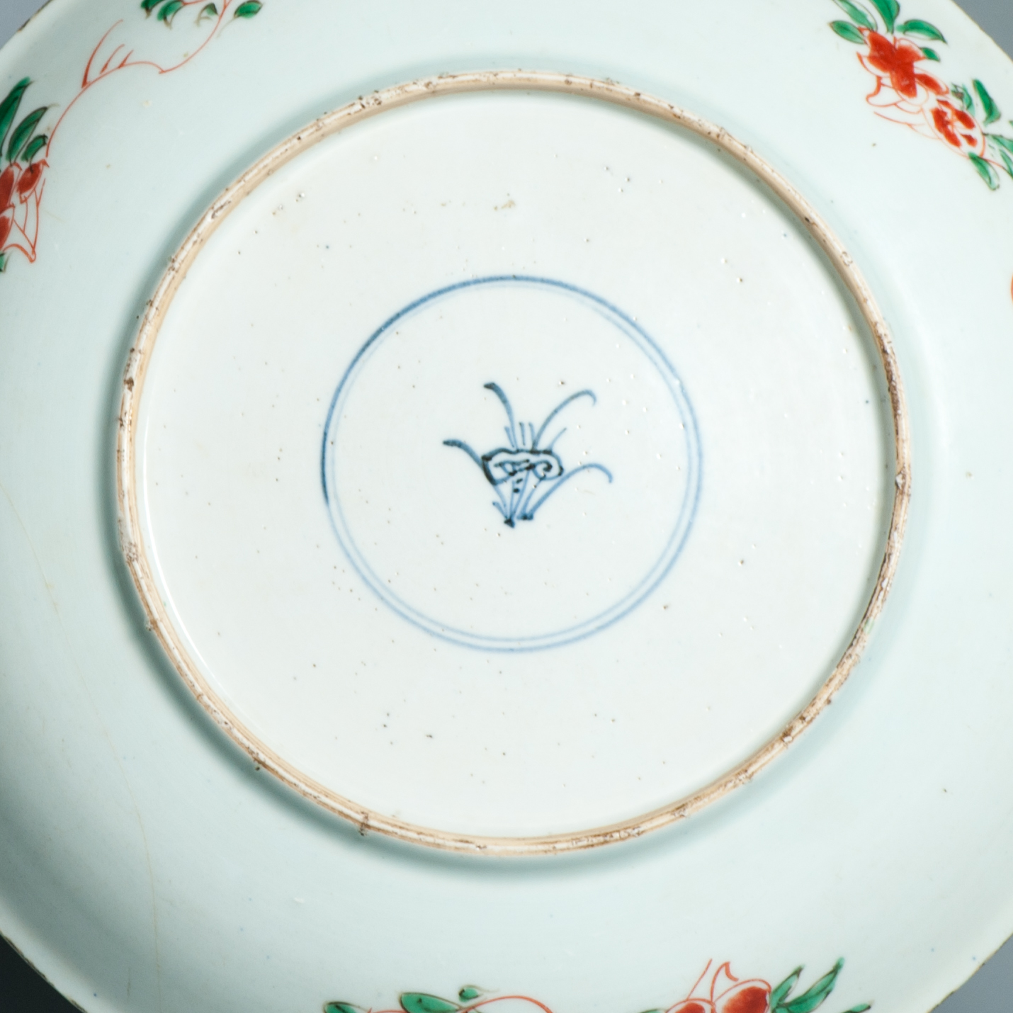 Antique Kangxi period Chinese Porcelain Wucai Famille verte Dish Flowers - Image 6