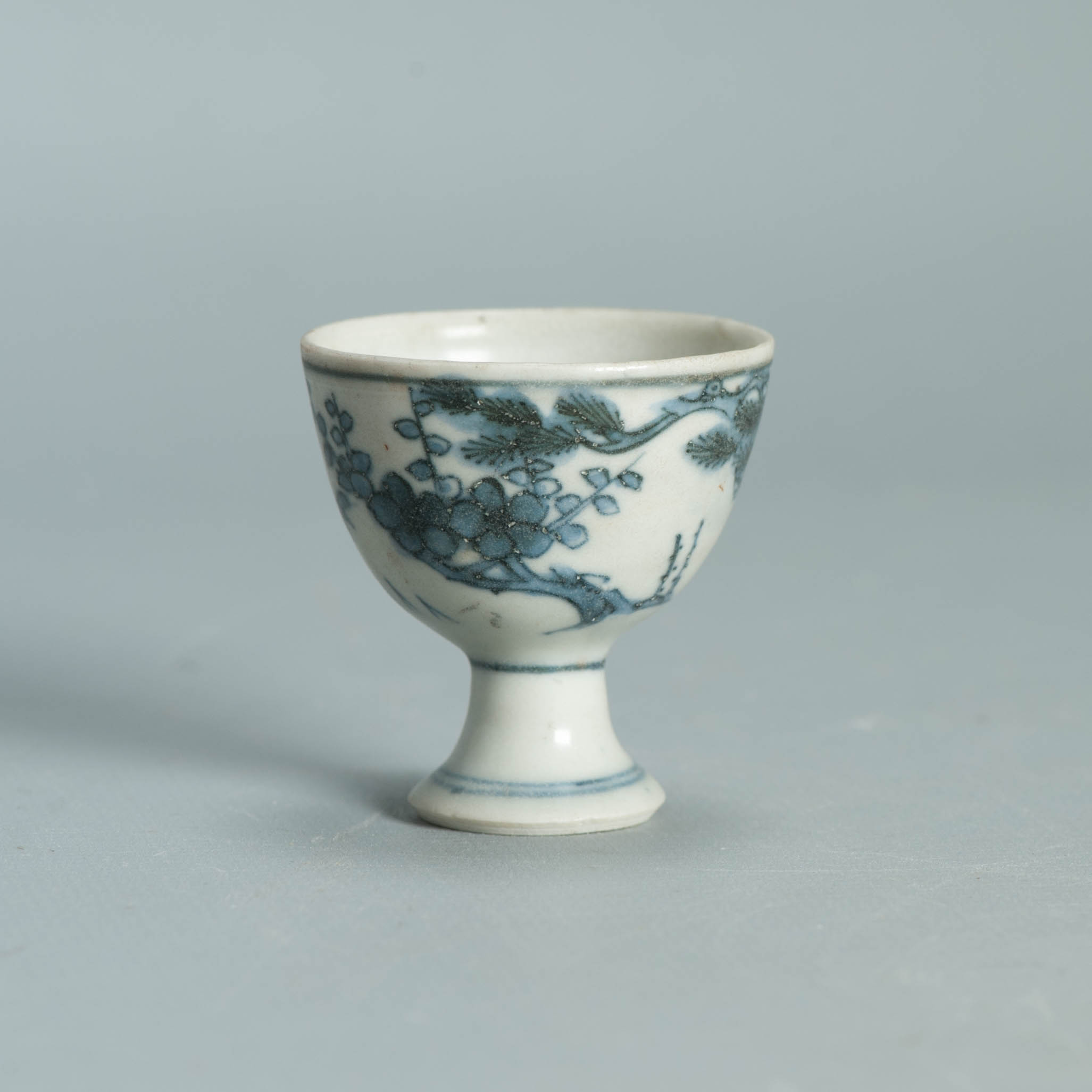 Antique 17C Chinese Porcelain HATCHER CARGO Three Friends of Winter Stemcup - Image 5