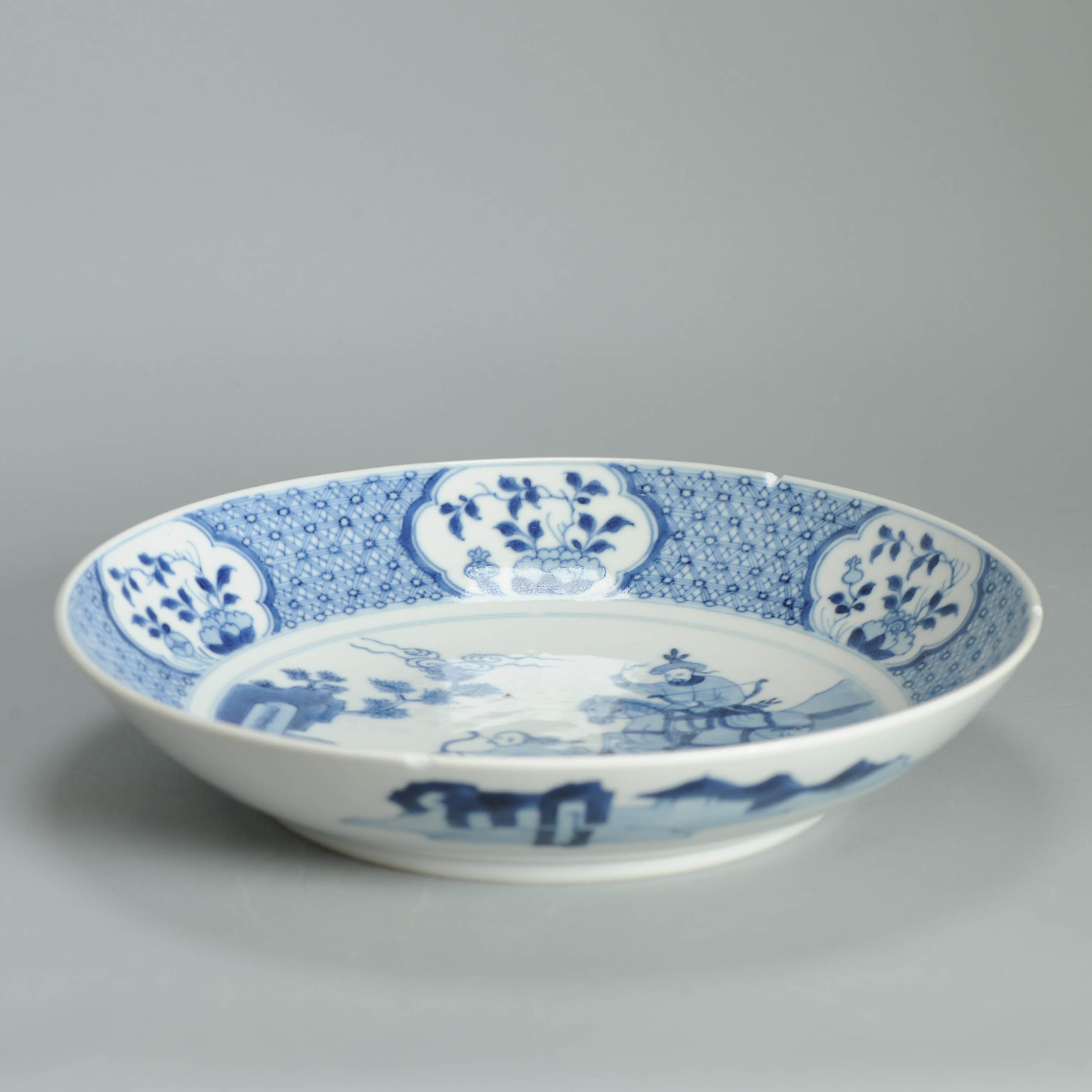 High Quality Antique 18C Kangxi Chinese Porcelain Dish Qing Hunters Marked - Image 15