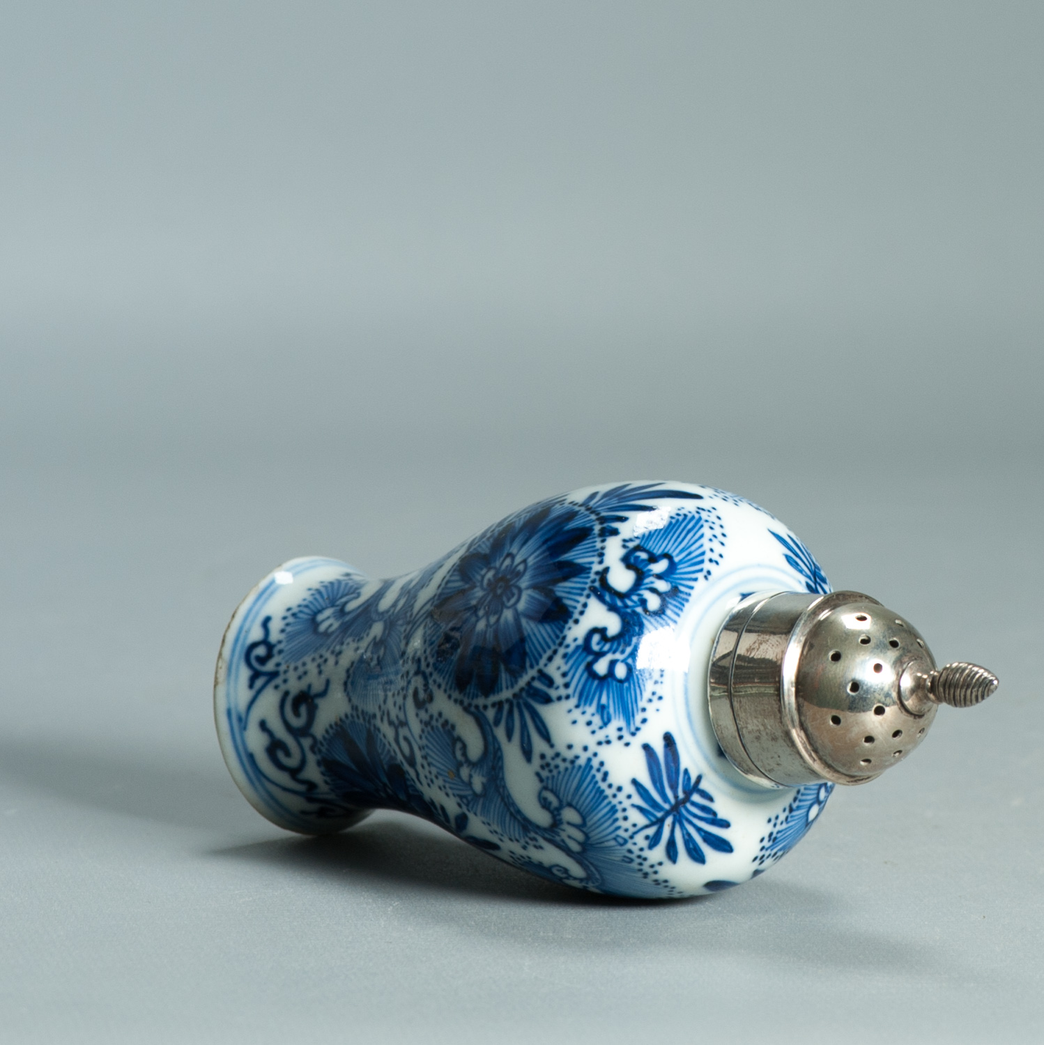 Antique Kangxi Period Chinese porcelain Vase Silver Mount Flowers Floral China - Image 3