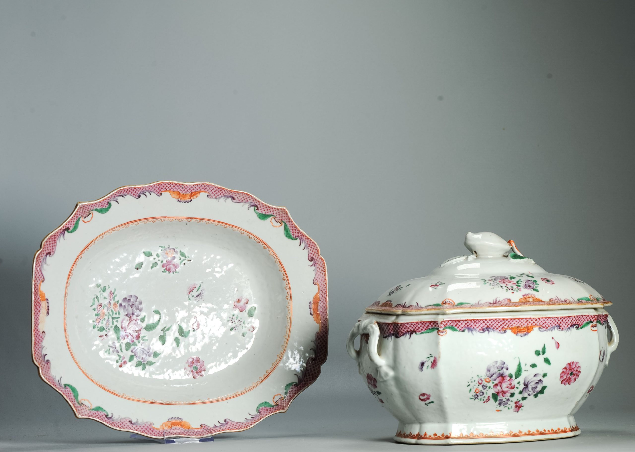 Antique 18C Qianlong period Chinese Porcelain Tureen with Lid Flower Rose - Image 7