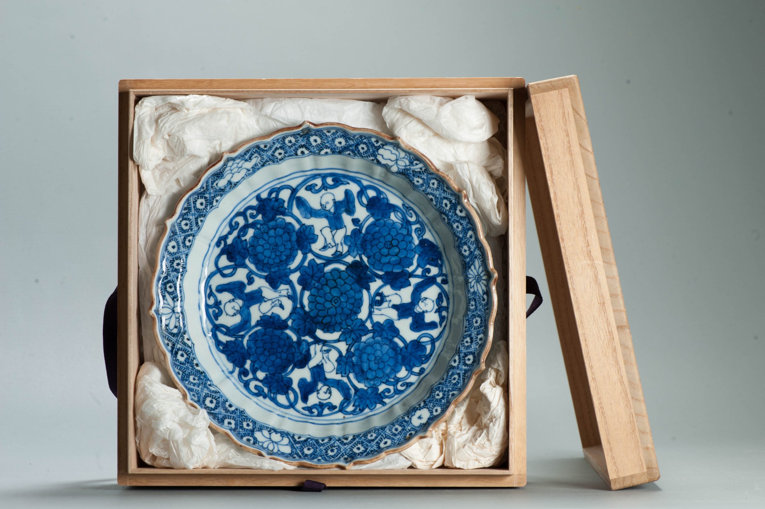 Antique Ming Literati Tianqi Period 17th c Chinese Porcelain China Dish Landscape